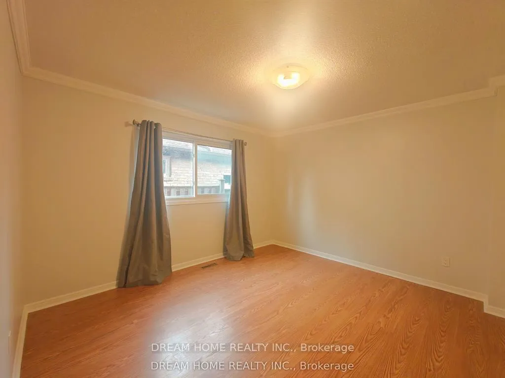 Photo 10 of 42 Emeline Crescent, Markham, Markham Village — HOMEH