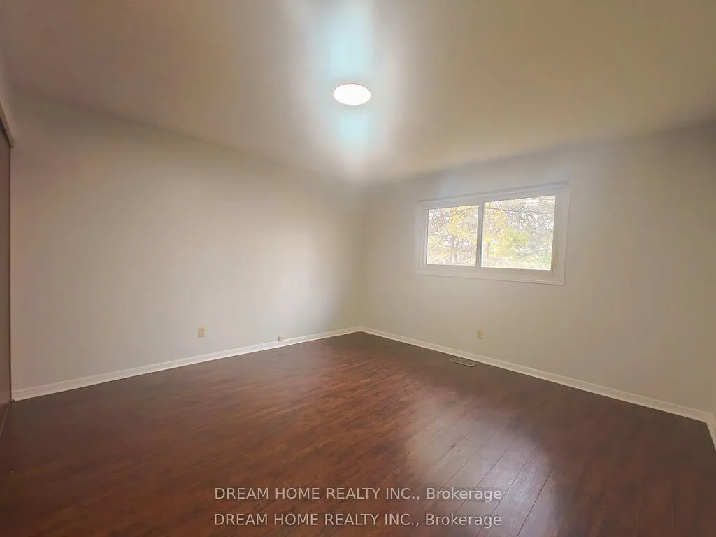 Photo 18 of 42 Emeline Crescent, Markham, Markham Village — HOMEH