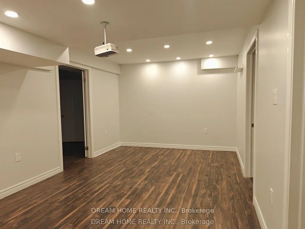 Photo 25 of 42 Emeline Crescent, Markham, Markham Village — HOMEH