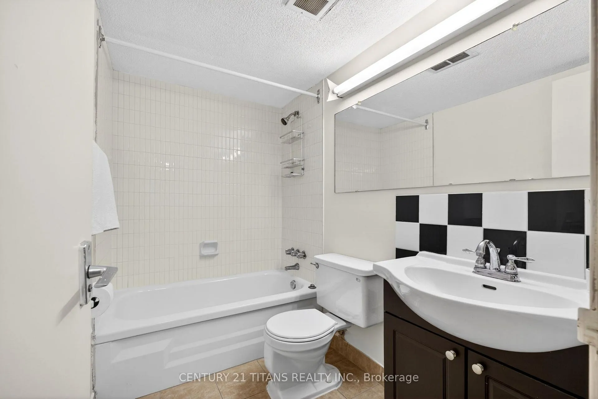 Photo 28 of Unit 2903, 1 Massey Square, Toronto, Crescent Town — HOMEH