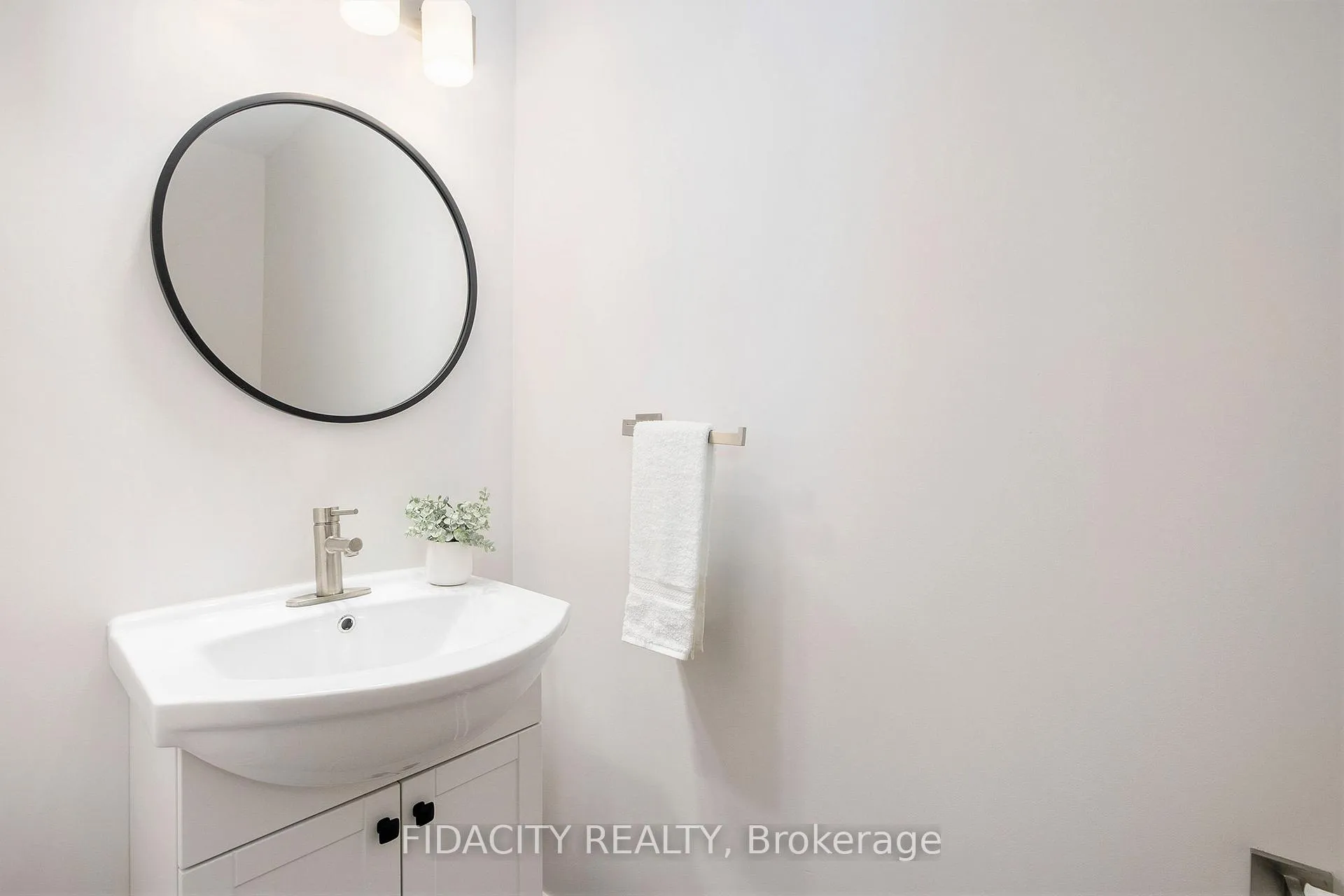 Photo 14 of 32 Whitcomb Crescent, Smiths Falls — HOMEH