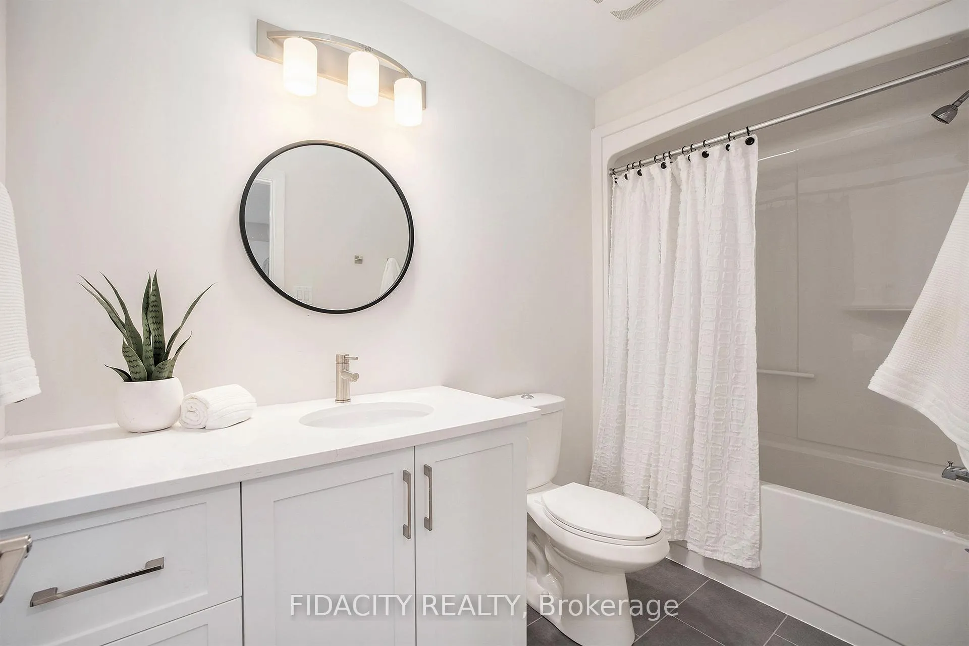 Photo 21 of 32 Whitcomb Crescent, Smiths Falls — HOMEH