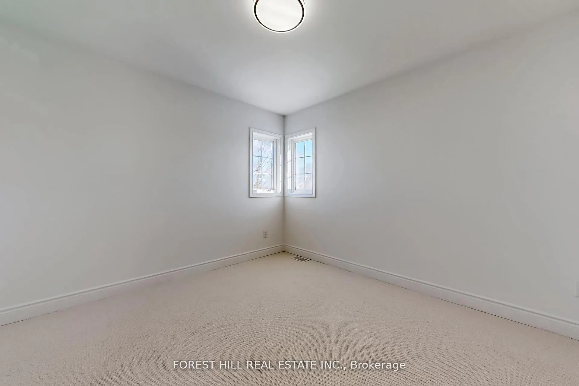 Photo 22 of 683 Willow Road, Guelph, Willow West/Sugarbush/West Acres — HOMEH