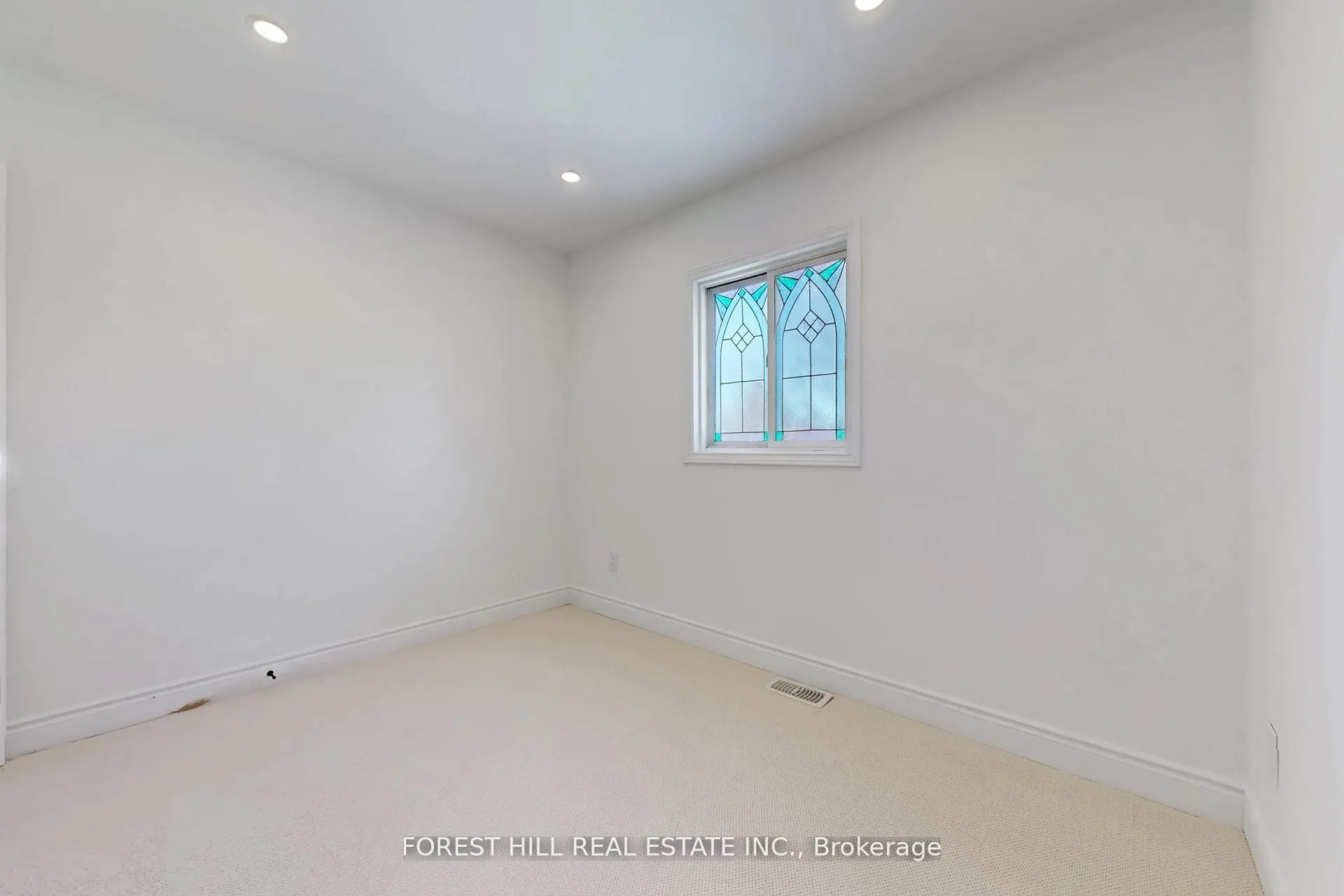 Photo 25 of 683 Willow Road, Guelph, Willow West/Sugarbush/West Acres — HOMEH