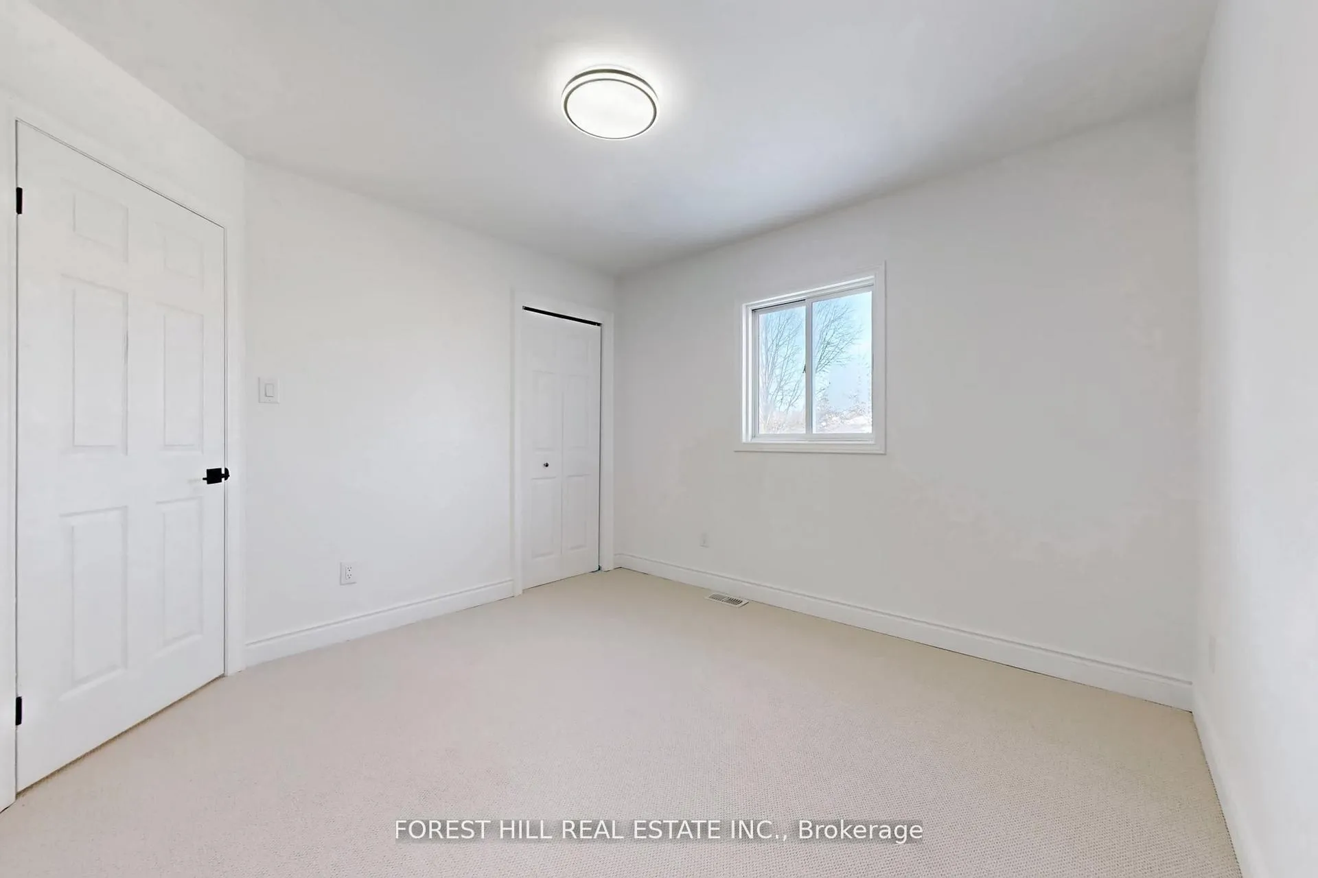 Photo 26 of 683 Willow Road, Guelph, Willow West/Sugarbush/West Acres — HOMEH