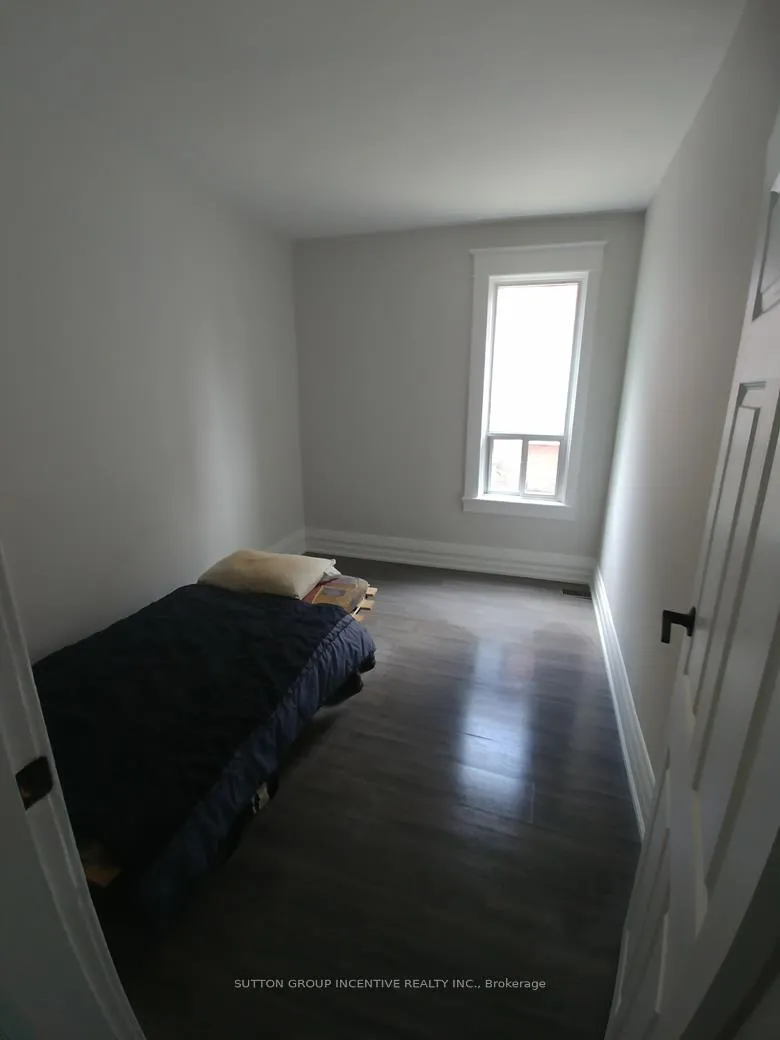 Photo 19 of 55 John Street, Barrie, Sanford — HOMEH