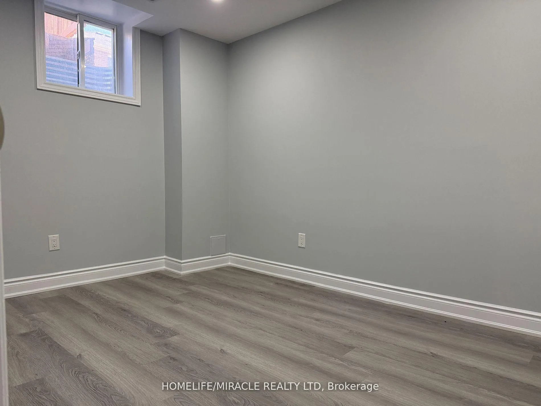 Photo 8 of 31 Flurry Circle, Brampton, Credit Valley — HOMEH