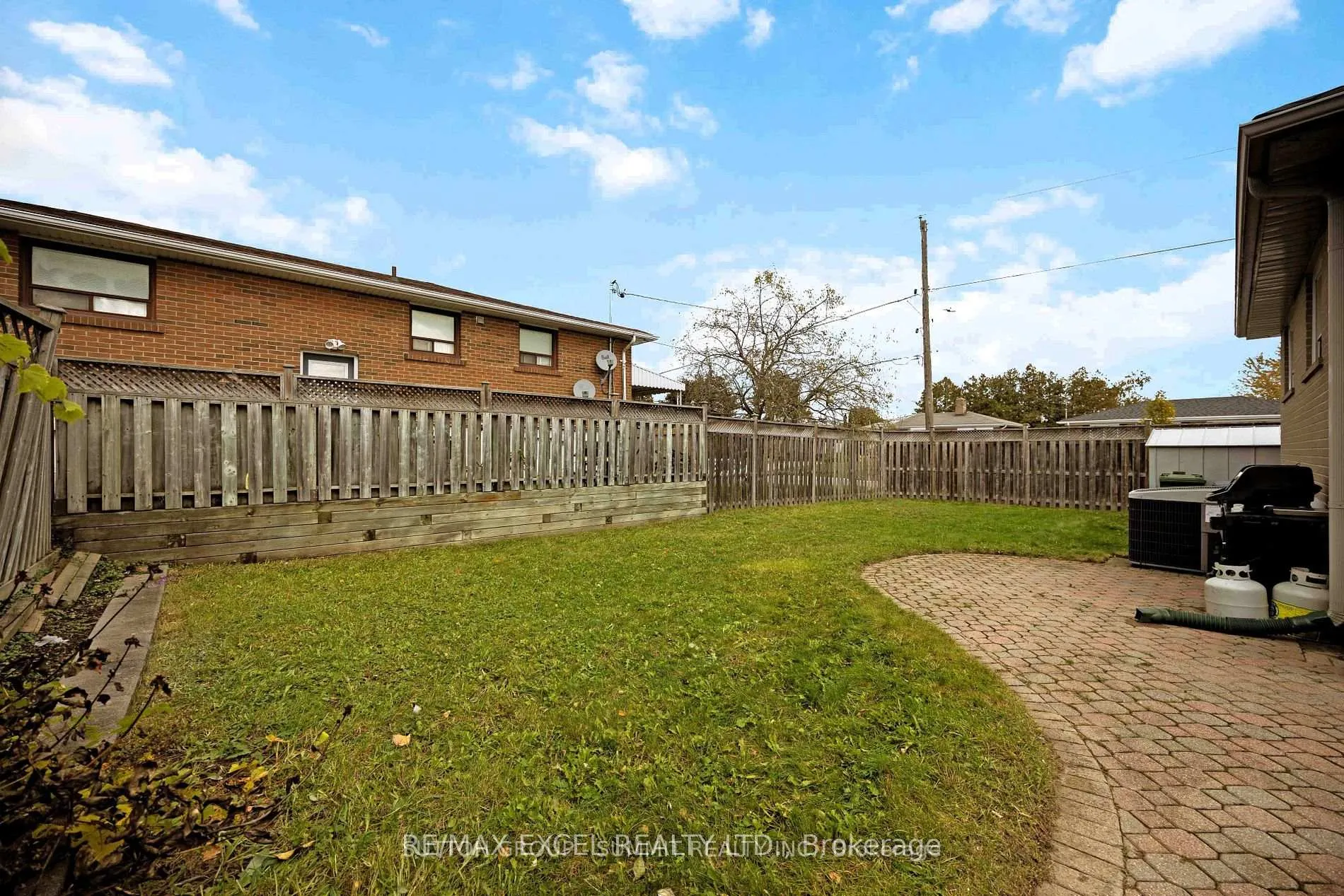 Photo 6 of 952 Oklahoma Drive, Pickering, West Shore — HOMEH