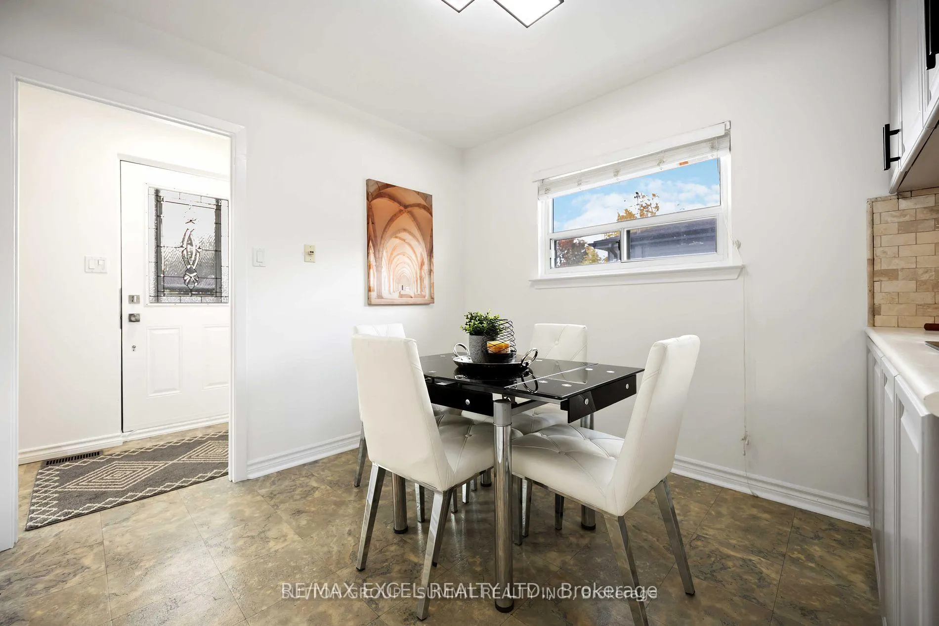 Photo 30 of 952 Oklahoma Drive, Pickering, West Shore — HOMEH