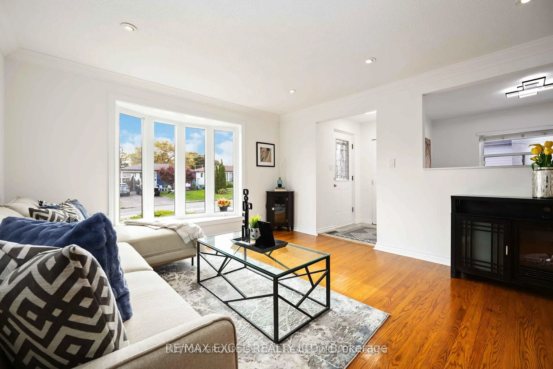 Photo 39 of 952 Oklahoma Drive, Pickering, West Shore — HOMEH