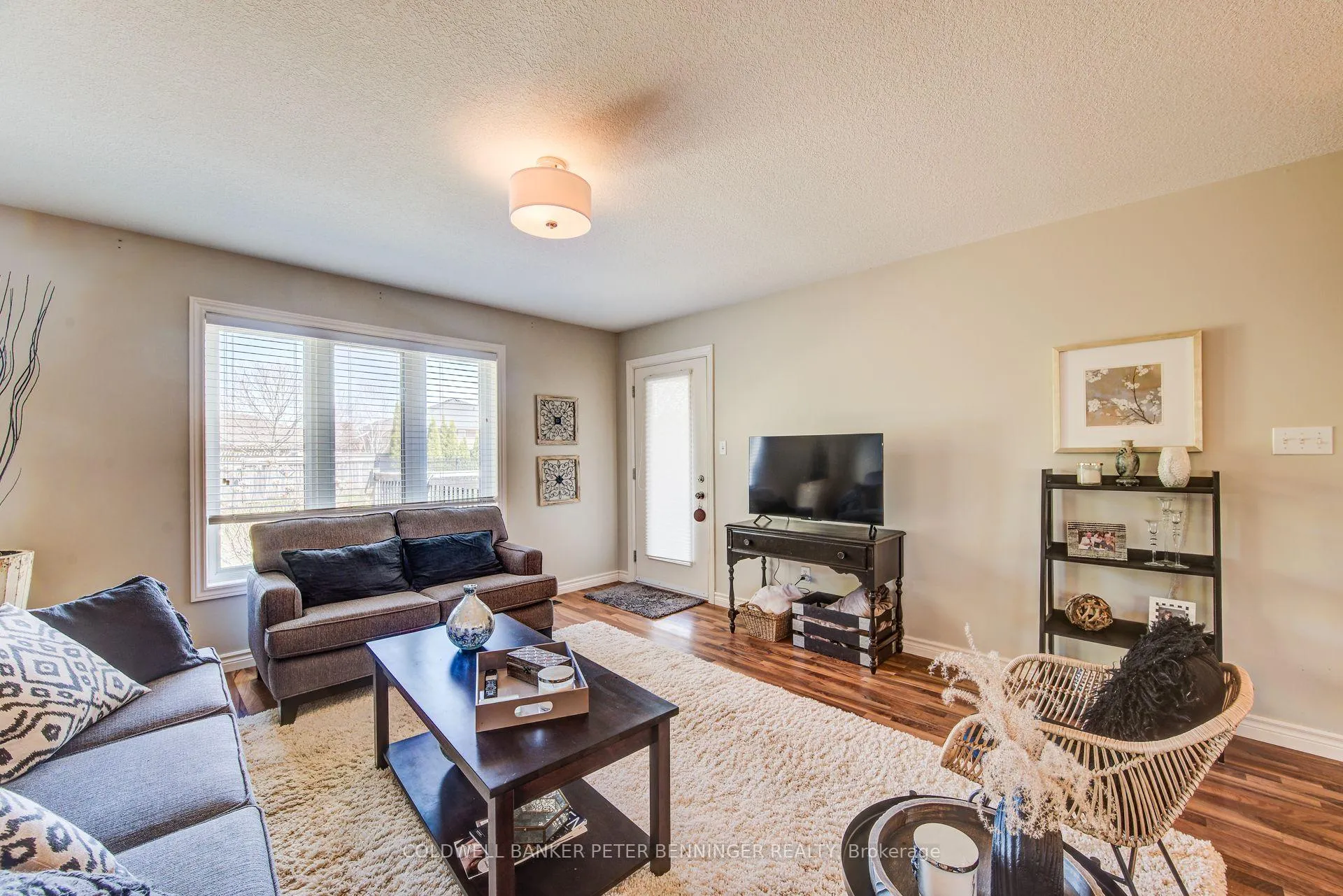 Photo 21 of 247 Armstrong Street W, North Perth, Listowel — HOMEH