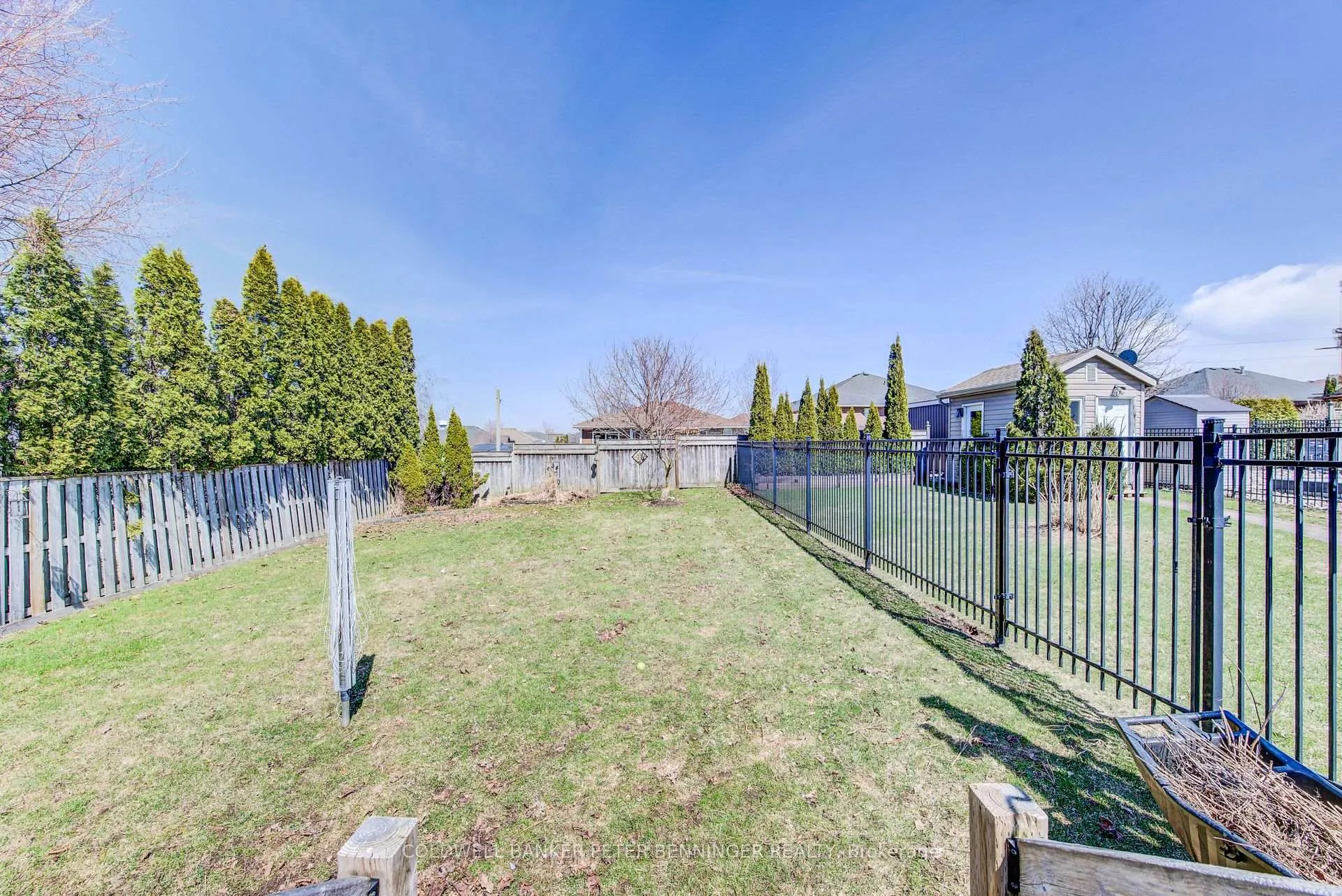 Photo 36 of 247 Armstrong Street W, North Perth, Listowel — HOMEH