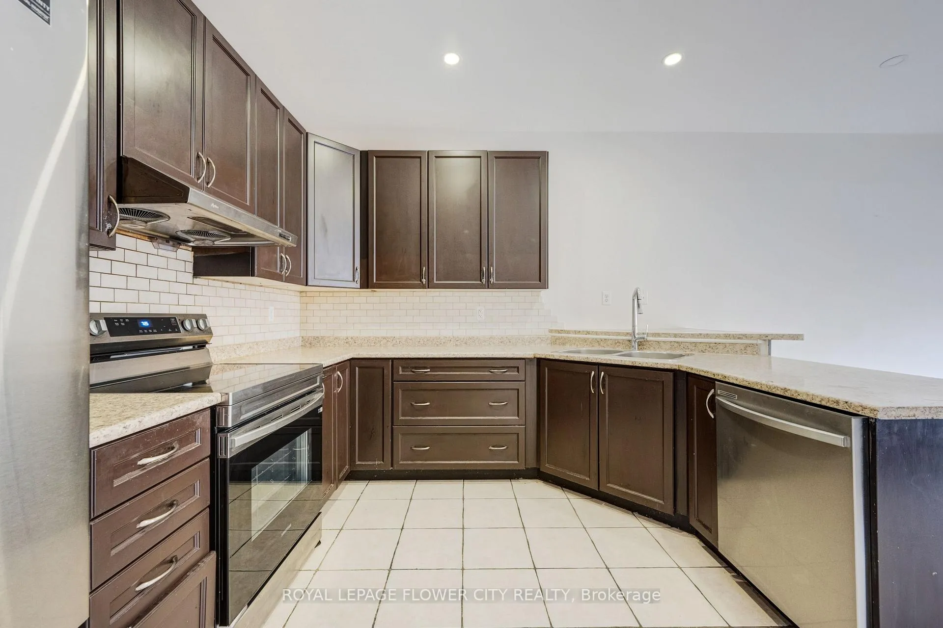 Photo 11 of Unit Main, 41 Watchman Road, Brampton, Bram East — HOMEH