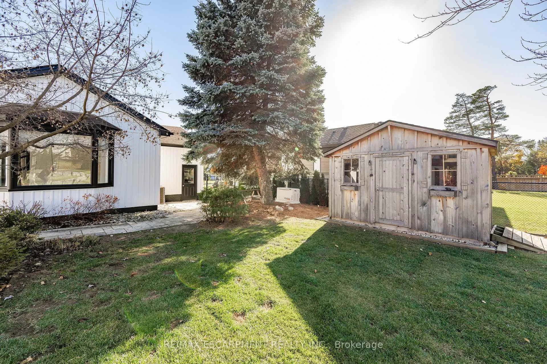 Photo 24 of 106 Overdale Avenue, Hamilton, Waterdown — HOMEH