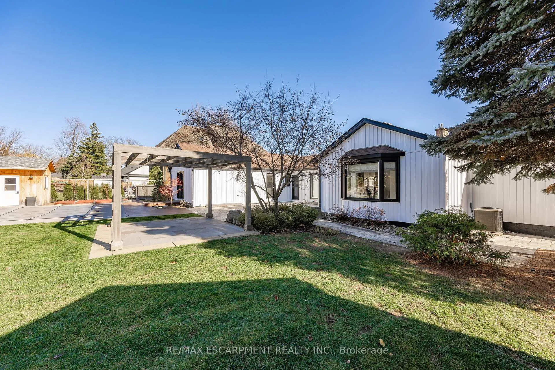 Photo 25 of 106 Overdale Avenue, Hamilton, Waterdown — HOMEH