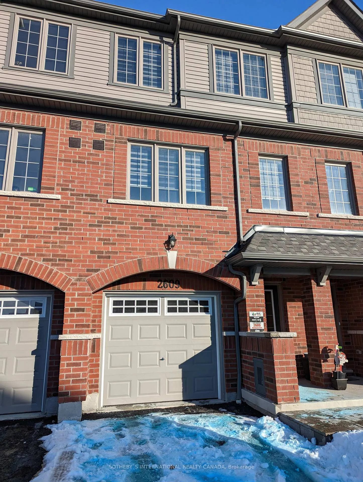 Photo 1 of 2609 Magdalen Path, Oshawa, Windfields — HOMEH