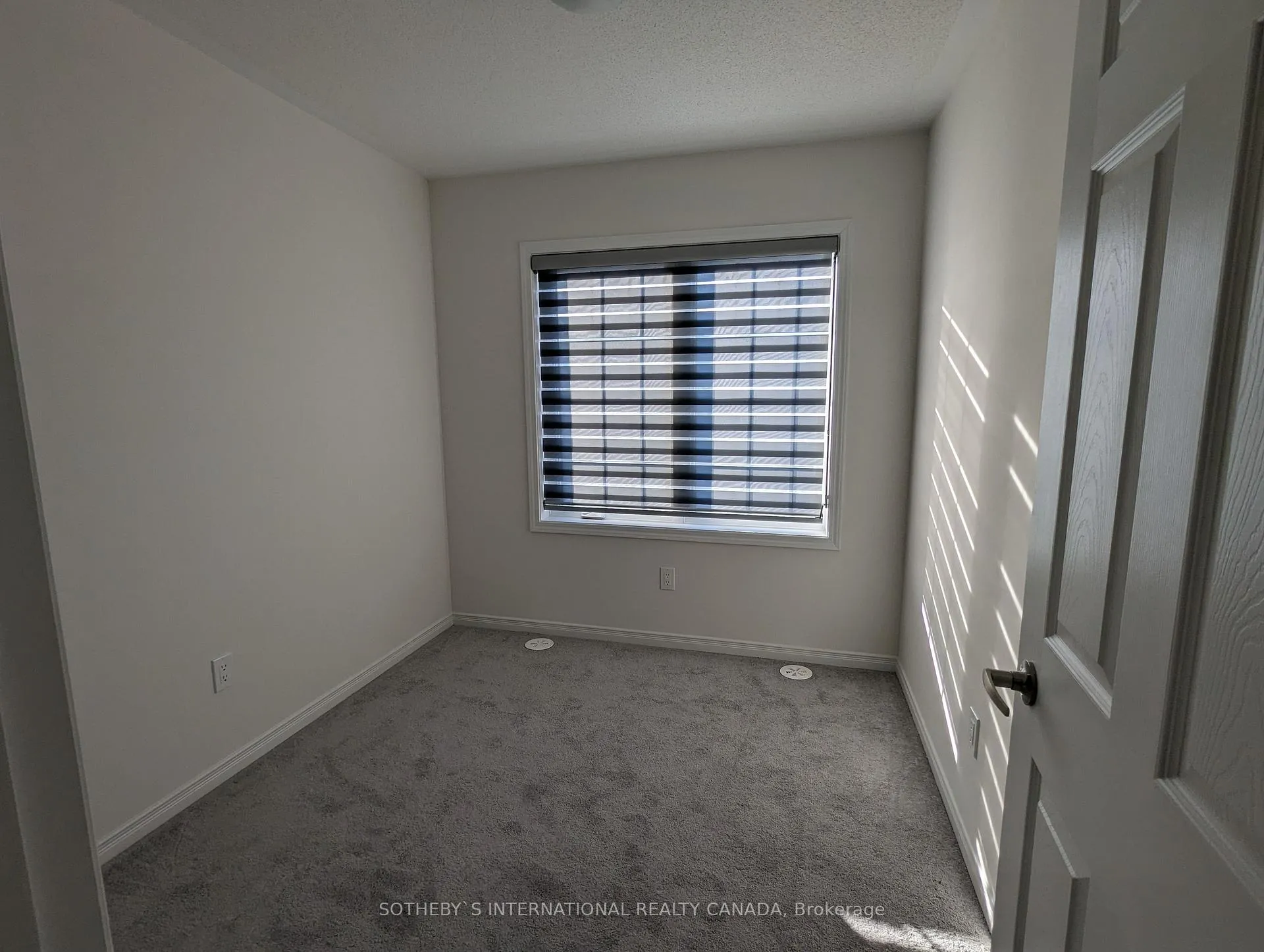 Photo 12 of 2609 Magdalen Path, Oshawa, Windfields — HOMEH