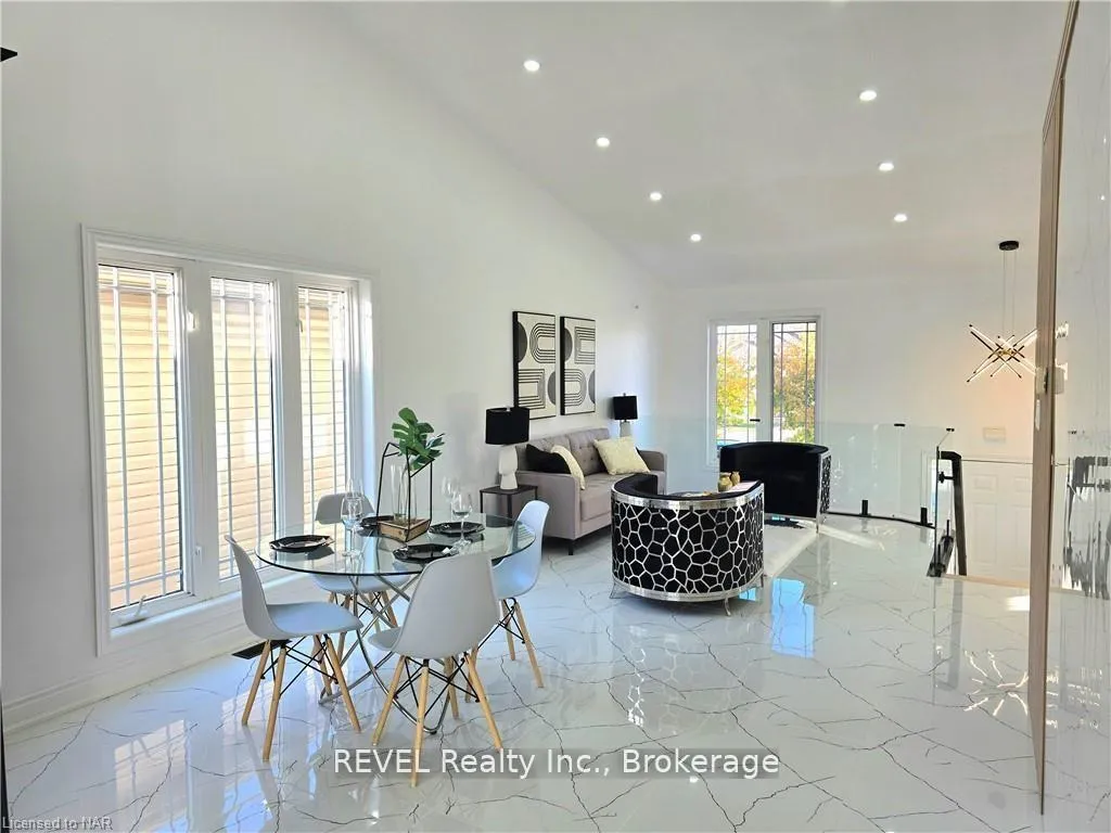 Photo 9 of 8414 Atack Court, Niagara Falls, Ascot — HOMEH