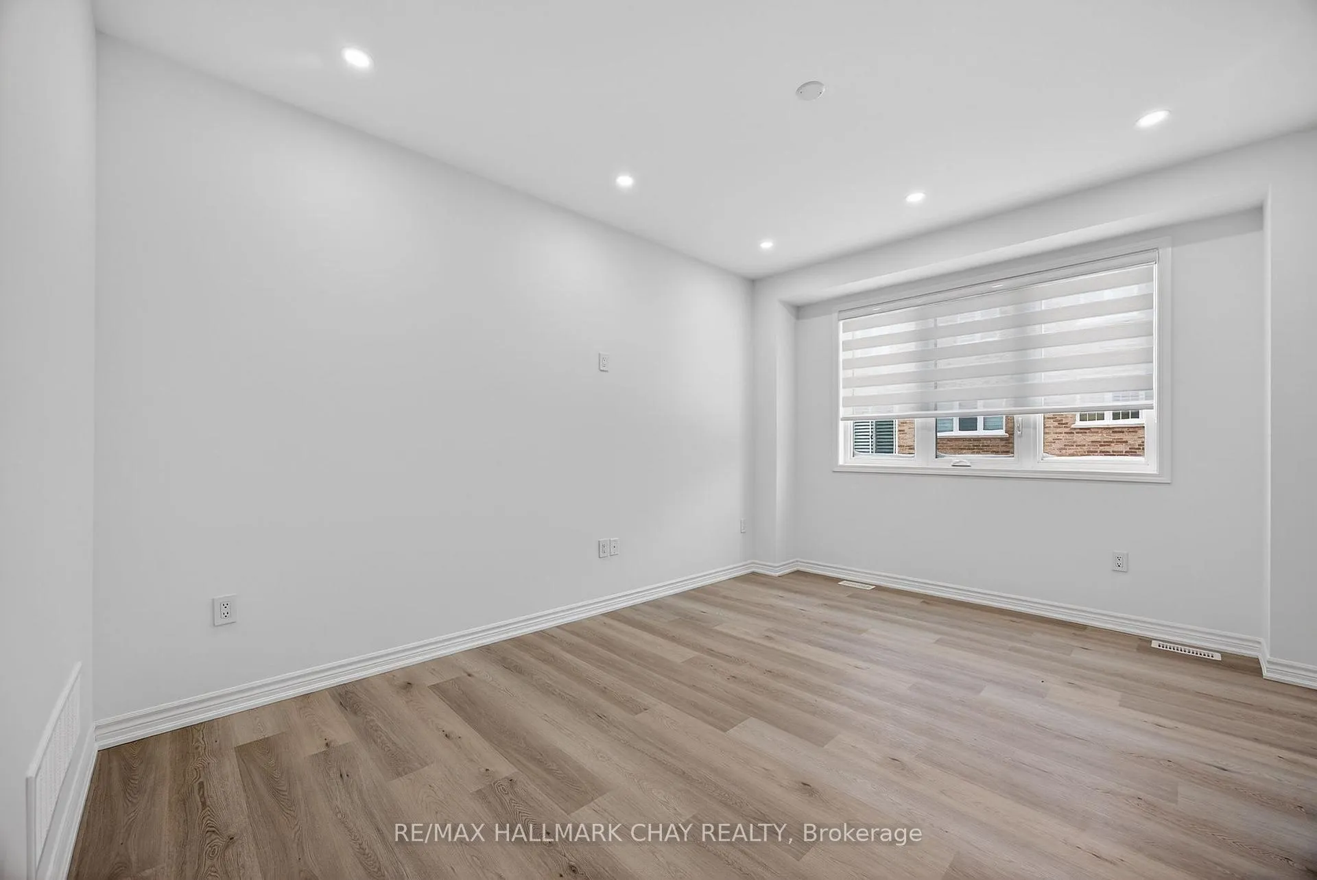 Photo 19 of 18 Ivory Road, Barrie, Rural Barrie Southeast — HOMEH