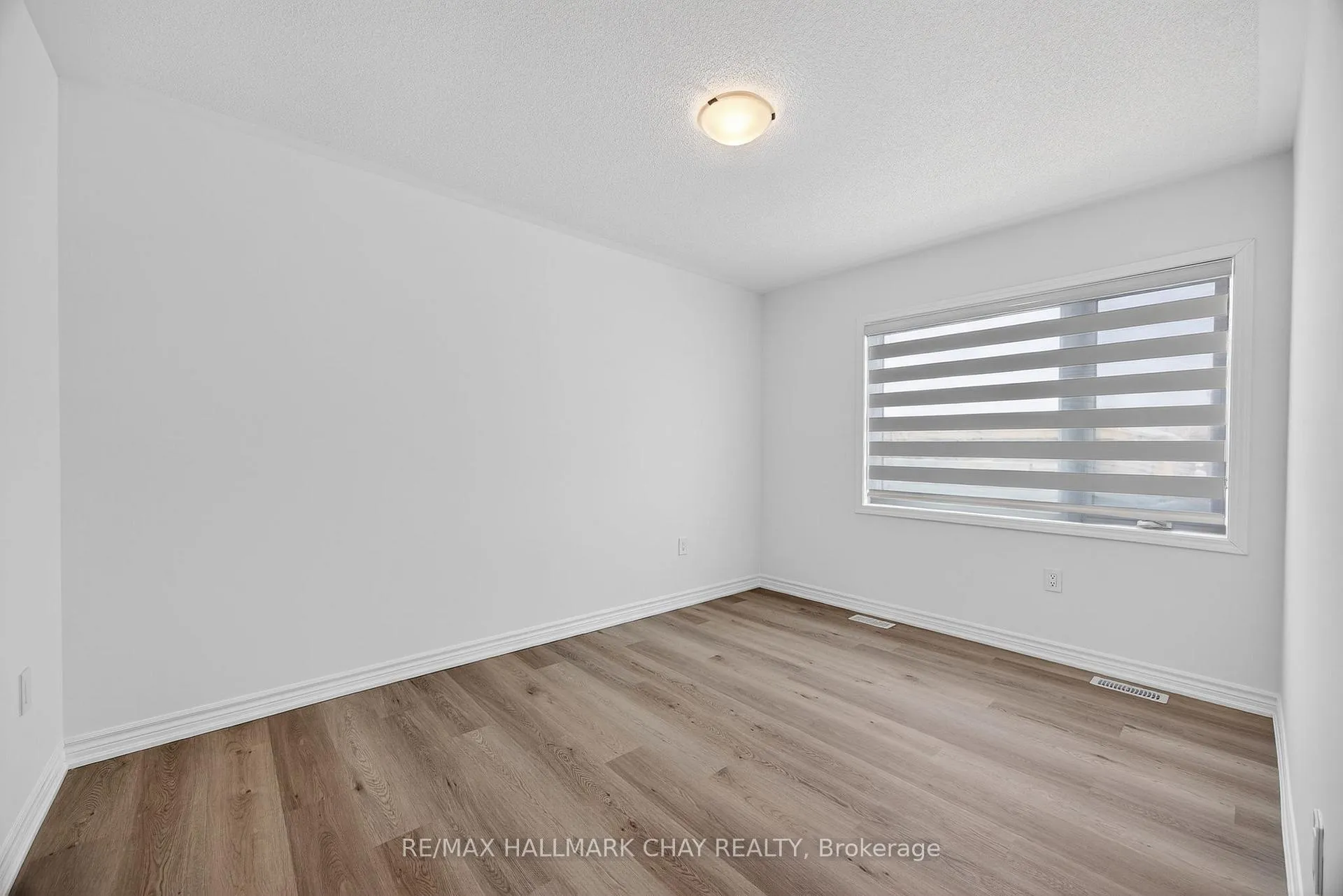 Photo 28 of 18 Ivory Road, Barrie, Rural Barrie Southeast — HOMEH