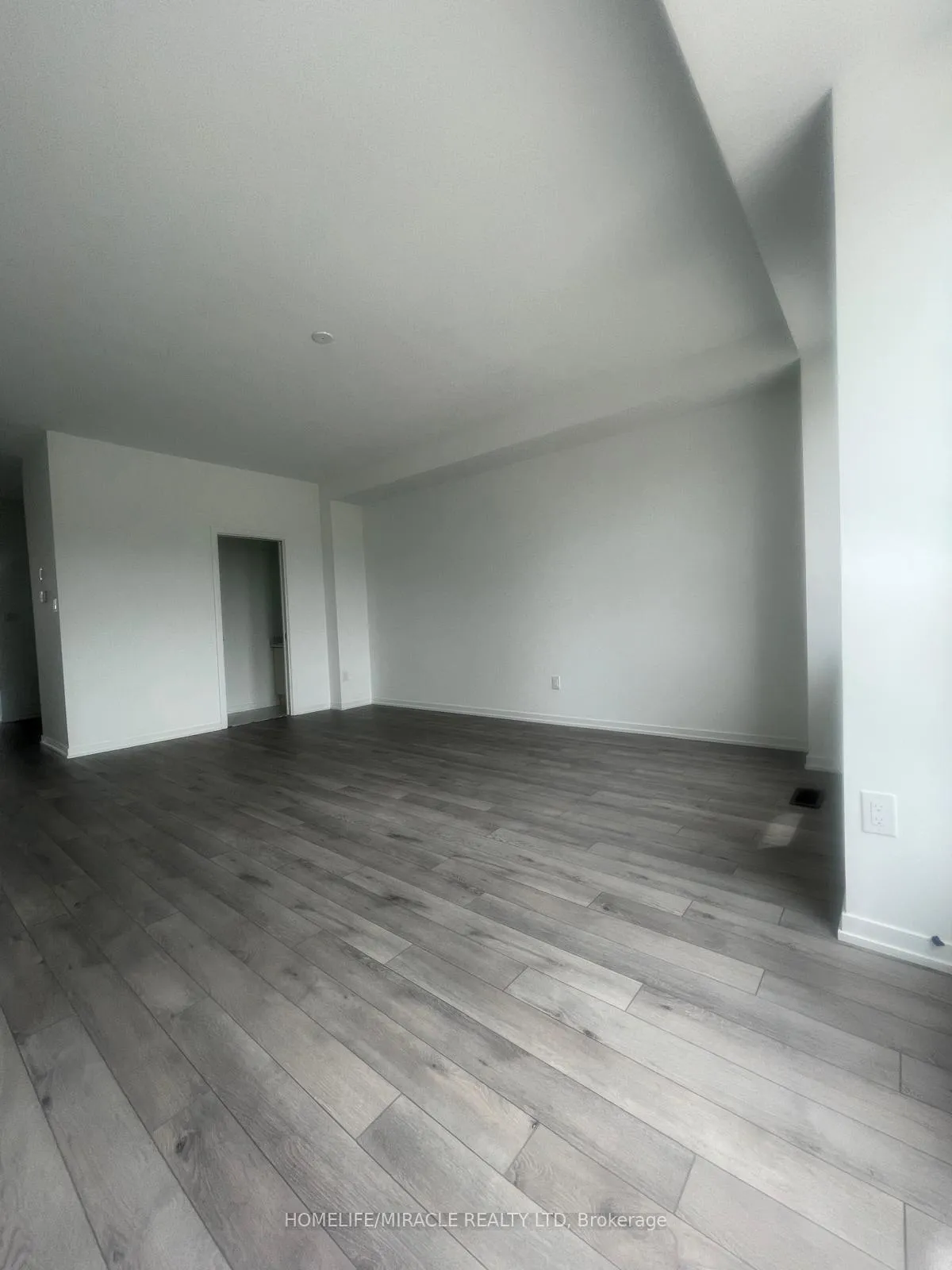 Photo 1 of 203 Monarch Avenue, Ajax, South West — HOMEH