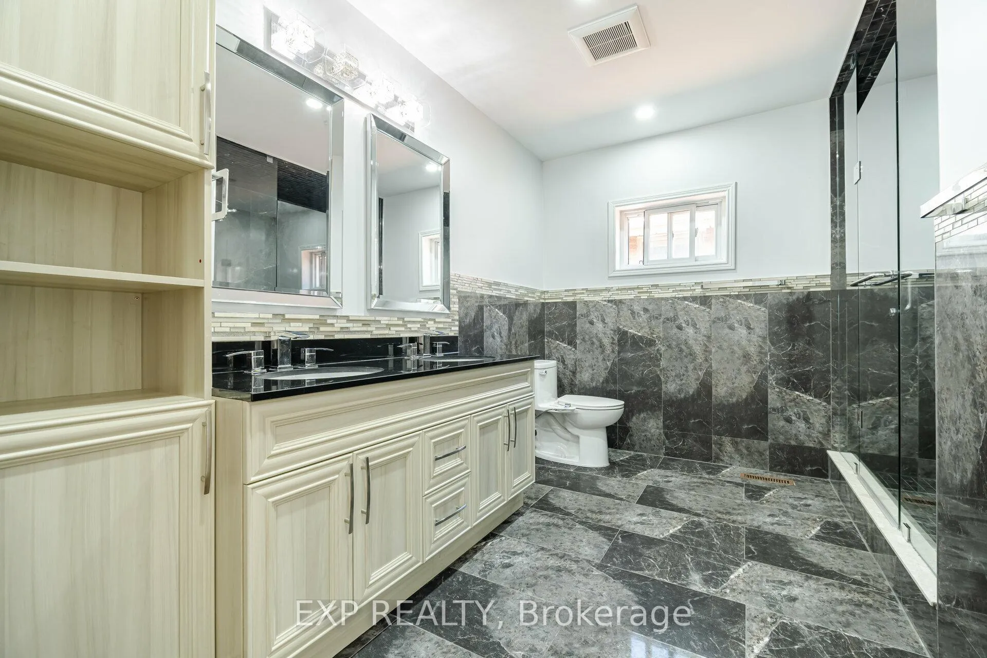 Photo 23 of 7 Glenbury Drive, Vaughan, Brownridge — HOMEH