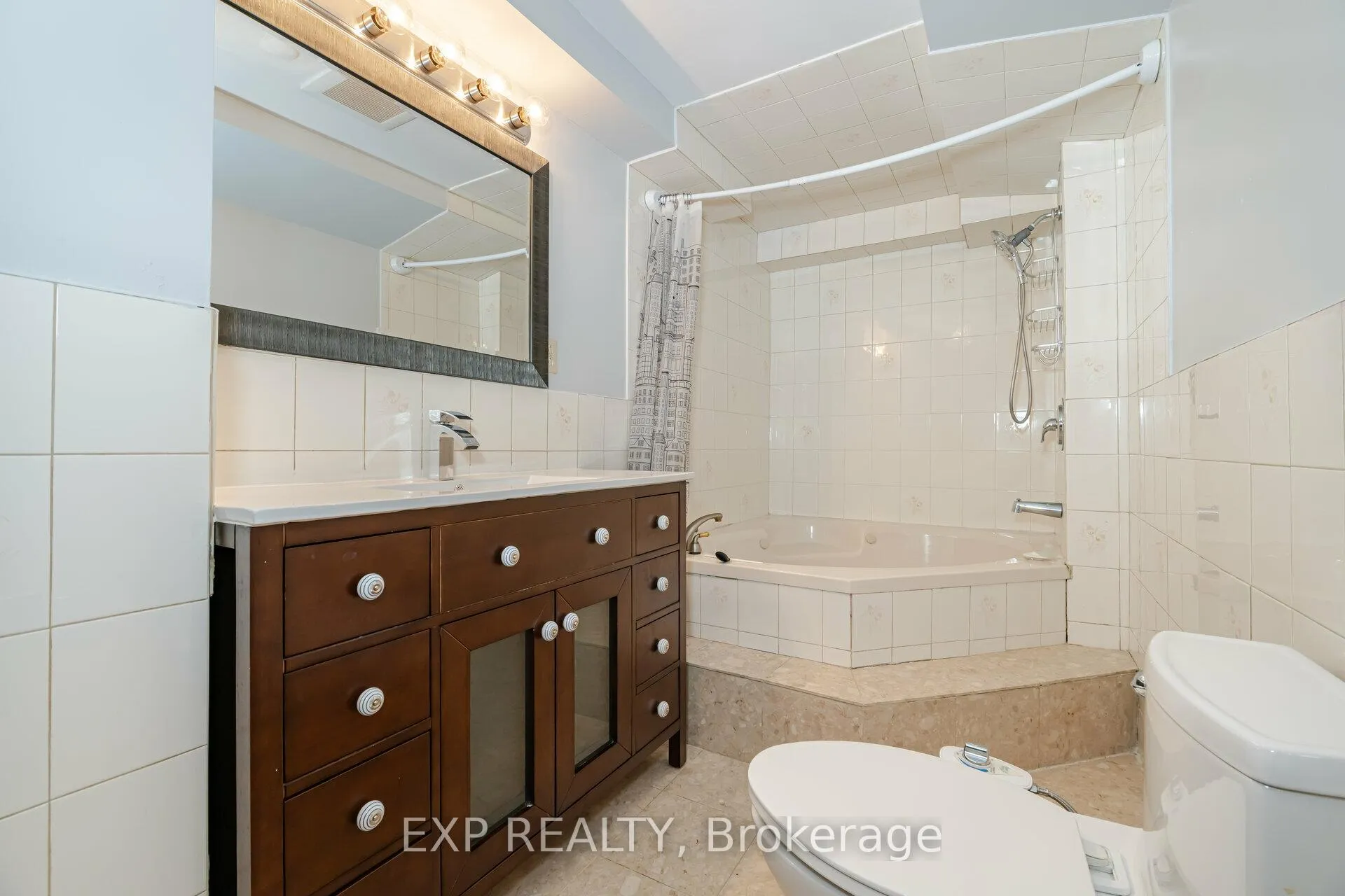 Photo 29 of 7 Glenbury Drive, Vaughan, Brownridge — HOMEH