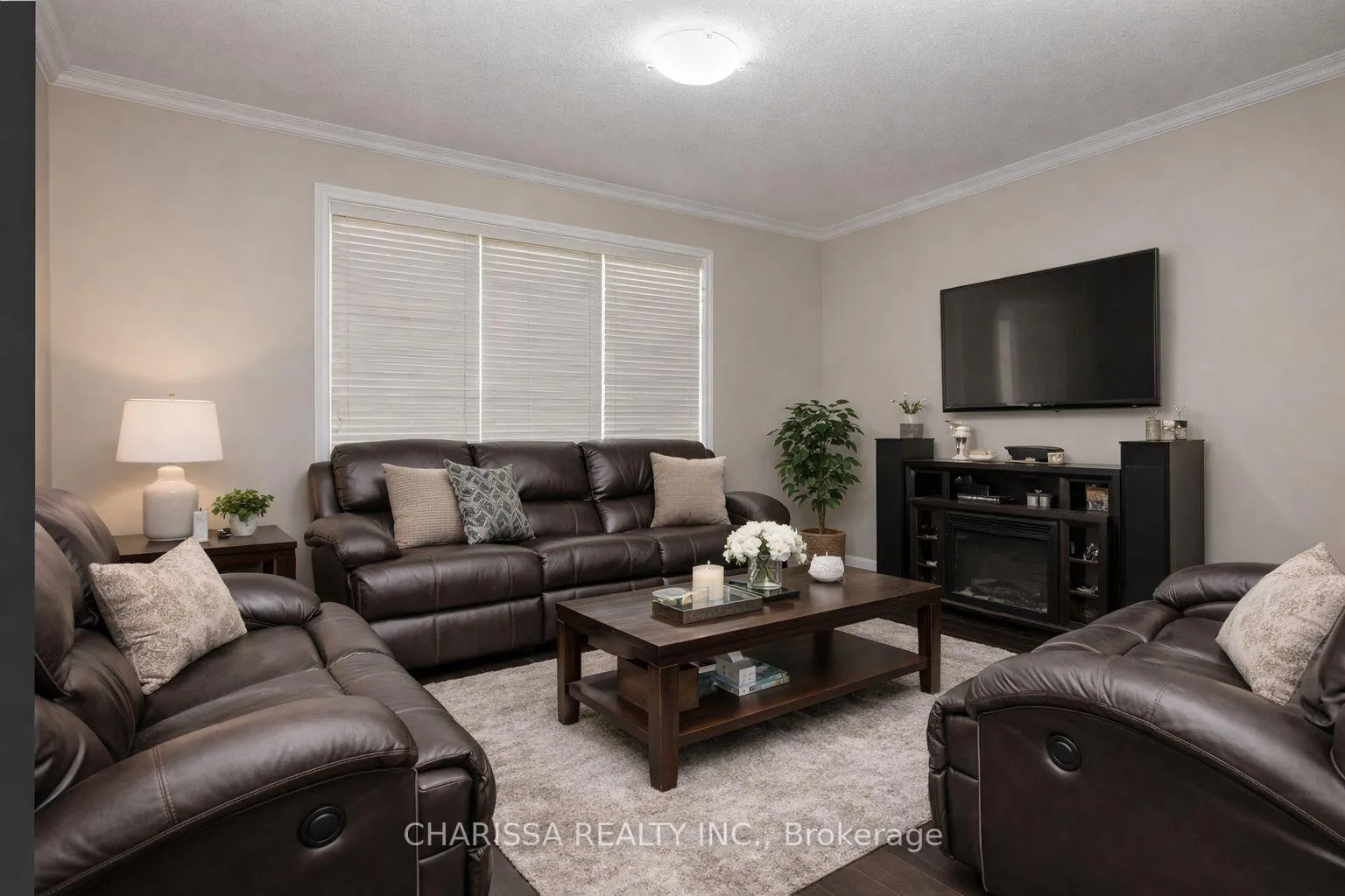 Photo 9 of Unit Main, 483 Pozbou Crescent, Milton, Willmott — HOMEH