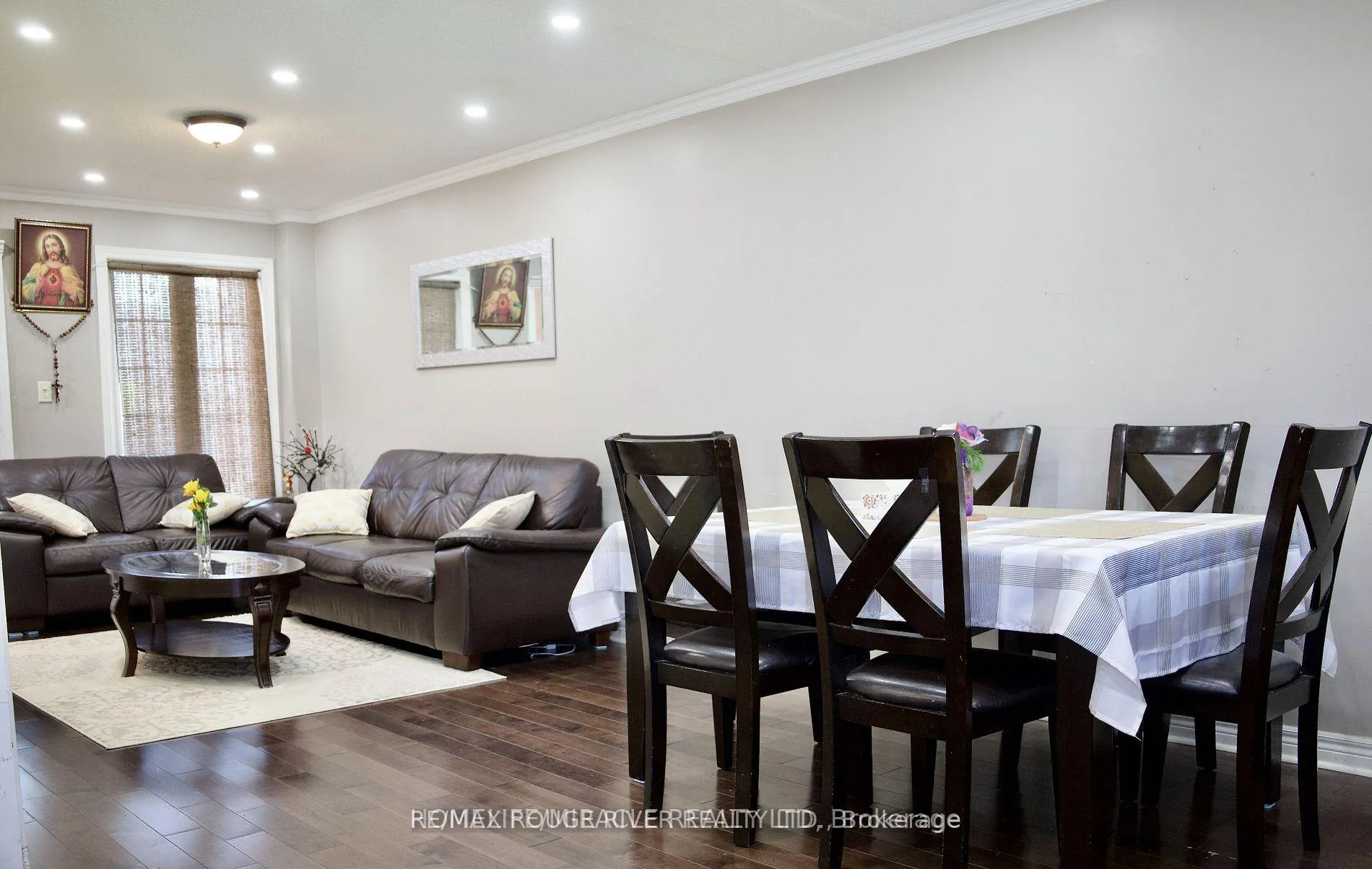 Photo 6 of Unit Main, 45 Shenandoah Drive, Whitby, Williamsburg — HOMEH