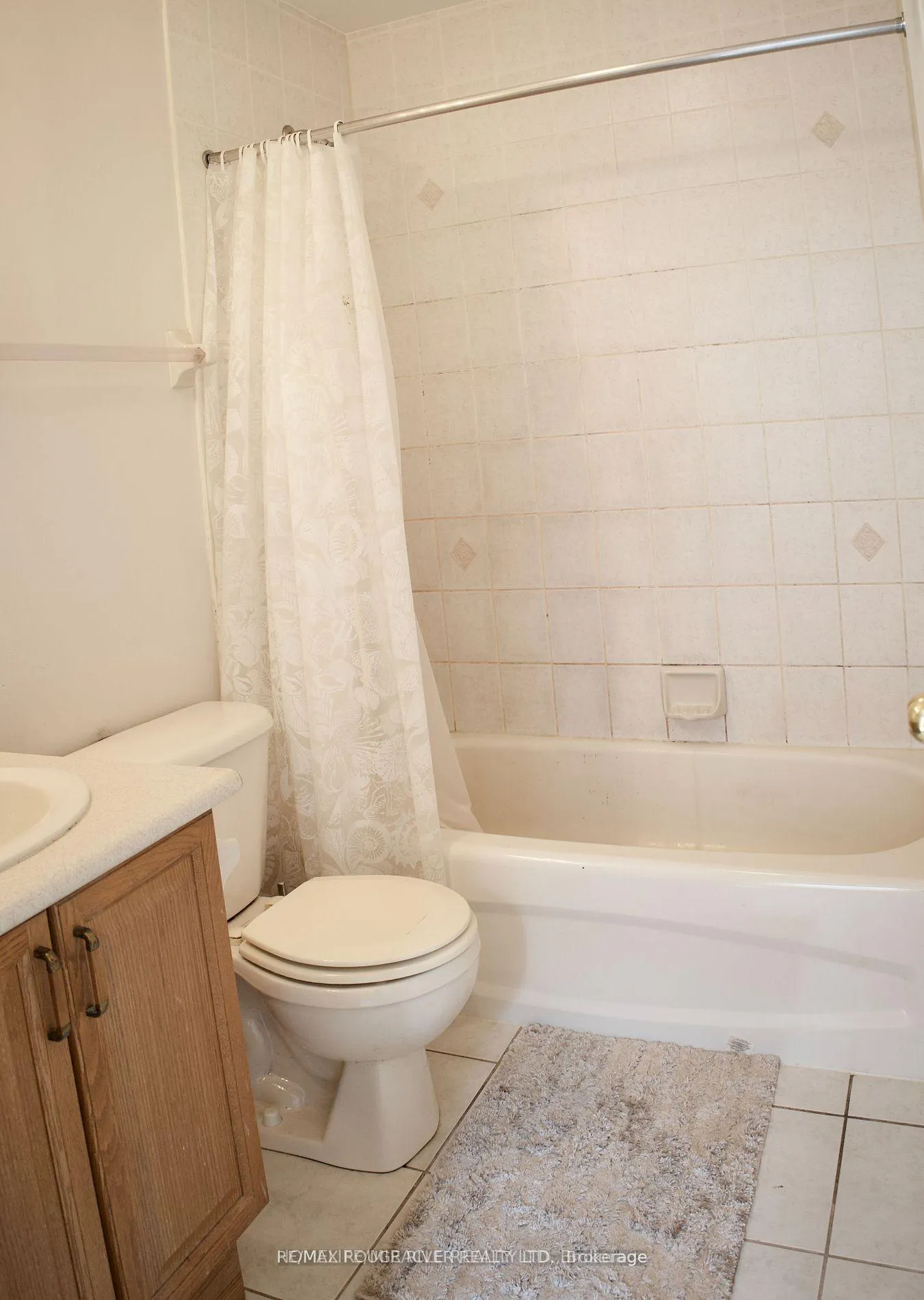 Photo 13 of Unit Main, 45 Shenandoah Drive, Whitby, Williamsburg — HOMEH