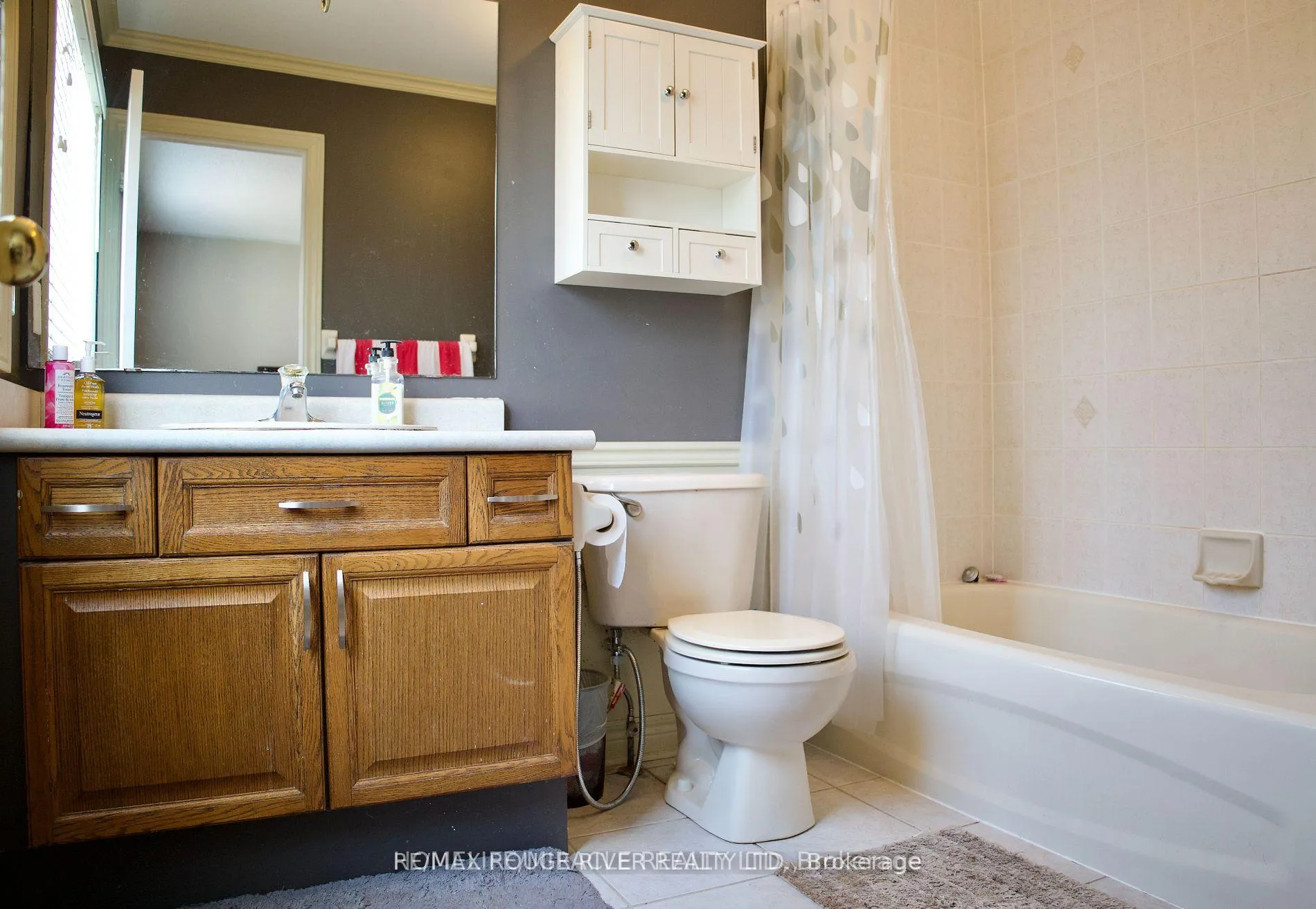 Photo 16 of Unit Main, 45 Shenandoah Drive, Whitby, Williamsburg — HOMEH