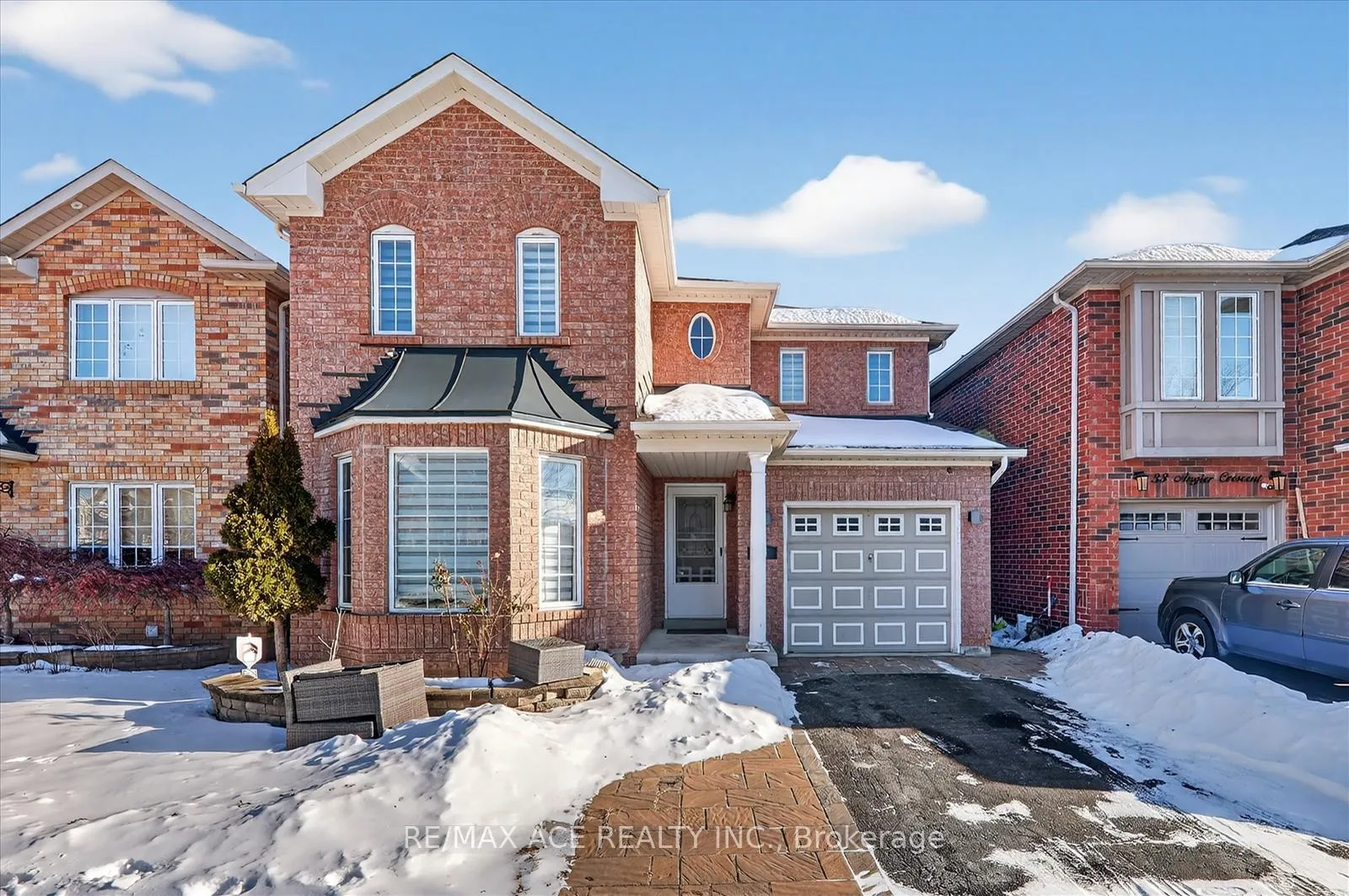 Photo 1 of Unit Main, 35 Angier Crescent, Ajax, South East — HOMEH