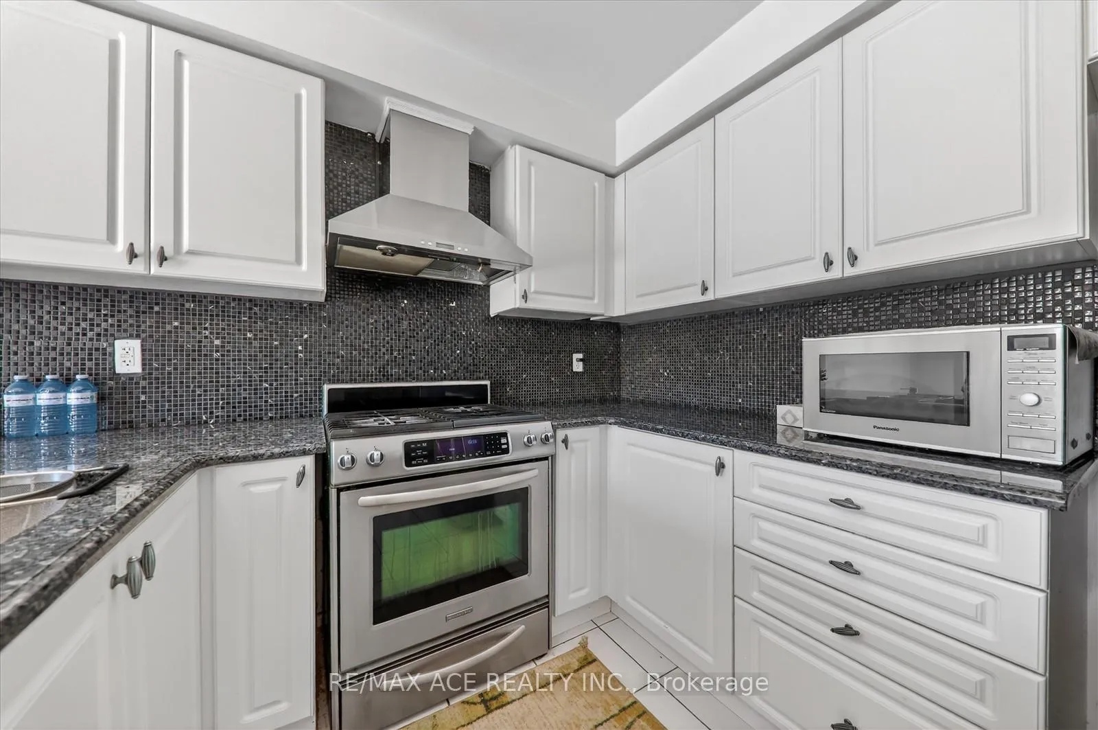 Photo 16 of Unit Main, 35 Angier Crescent, Ajax, South East — HOMEH