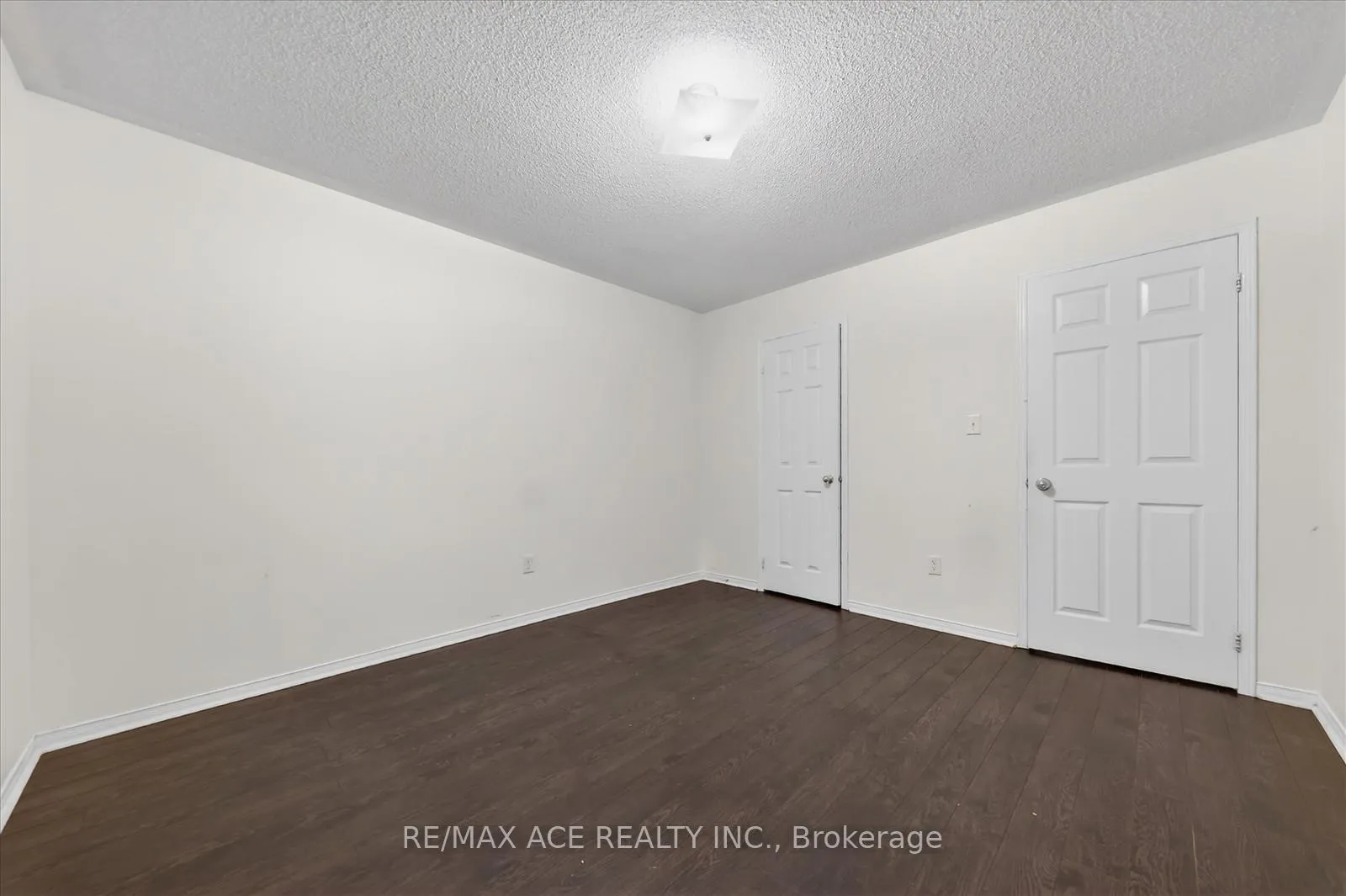Photo 35 of Unit Main, 35 Angier Crescent, Ajax, South East — HOMEH