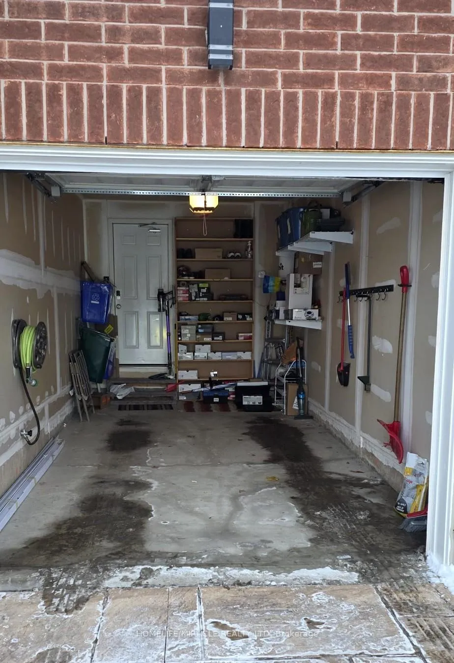 Photo 6 of 1107 Biason Circle, Milton, Willmott — HOMEH
