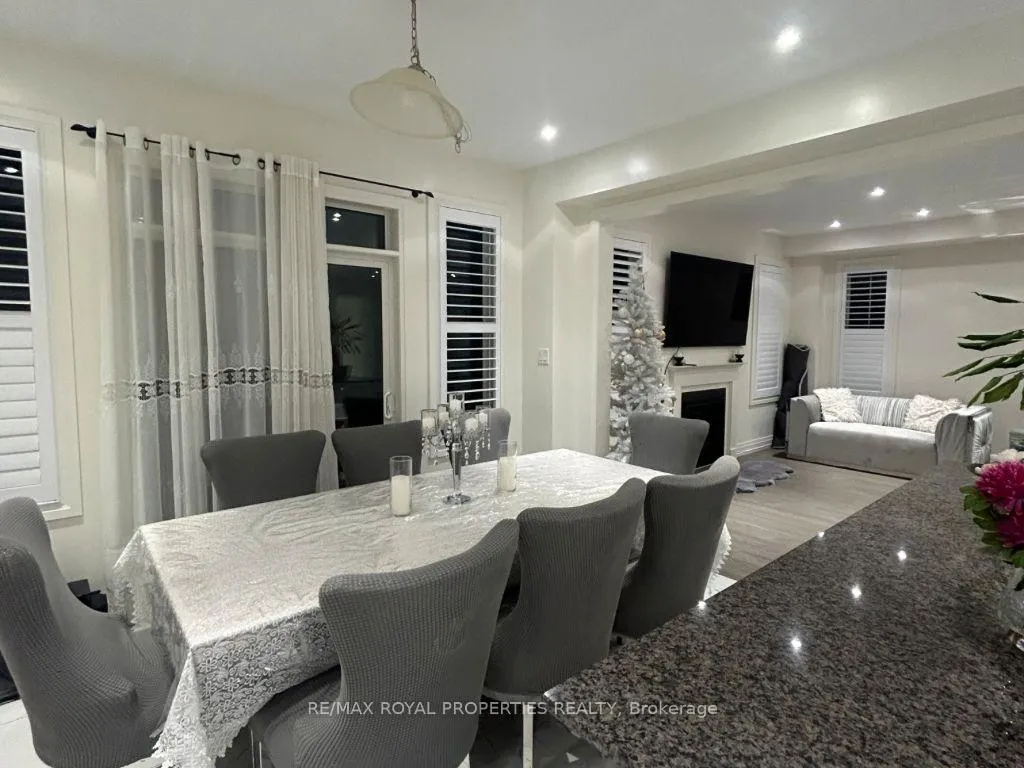 Photo 11 of 22 Hassard-Short Lane, Ajax, South East — HOMEH