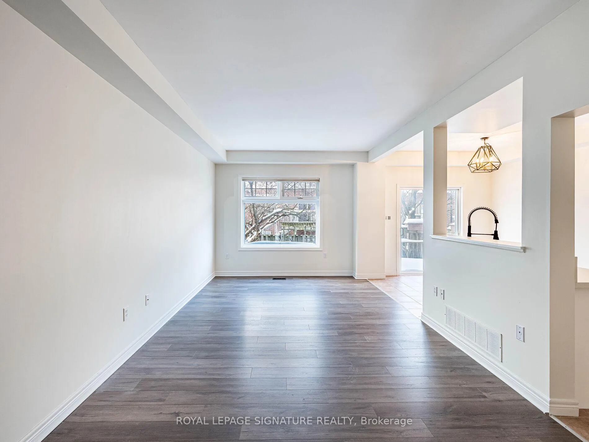 Photo 5 of 75 Olivia Place, Hamilton, Meadowlands — HOMEH