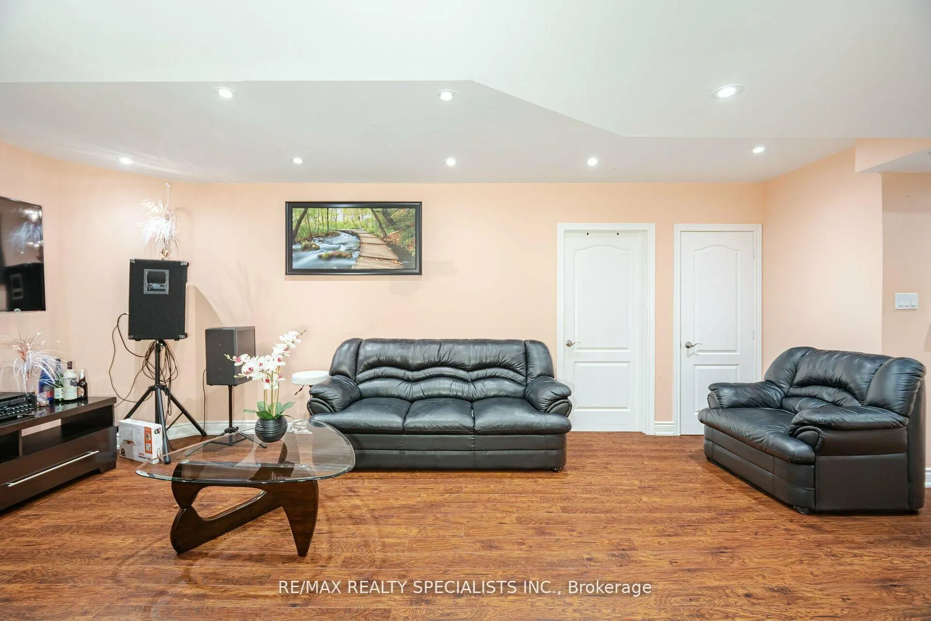 Photo 32 of 36 Dunvegan Crescent, Brampton, Fletcher's Meadow — HOMEH