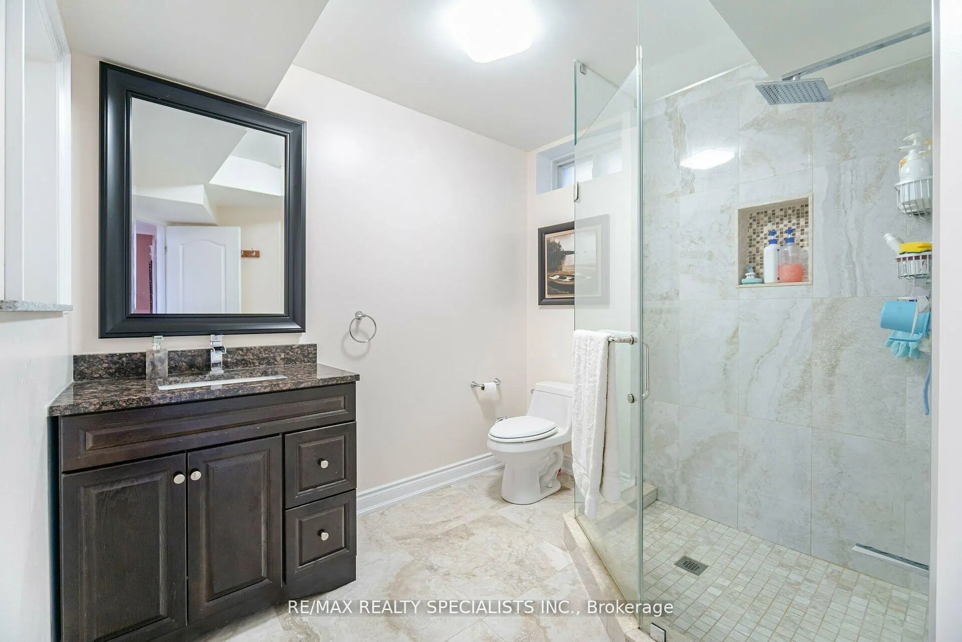 Photo 36 of 36 Dunvegan Crescent, Brampton, Fletcher's Meadow — HOMEH