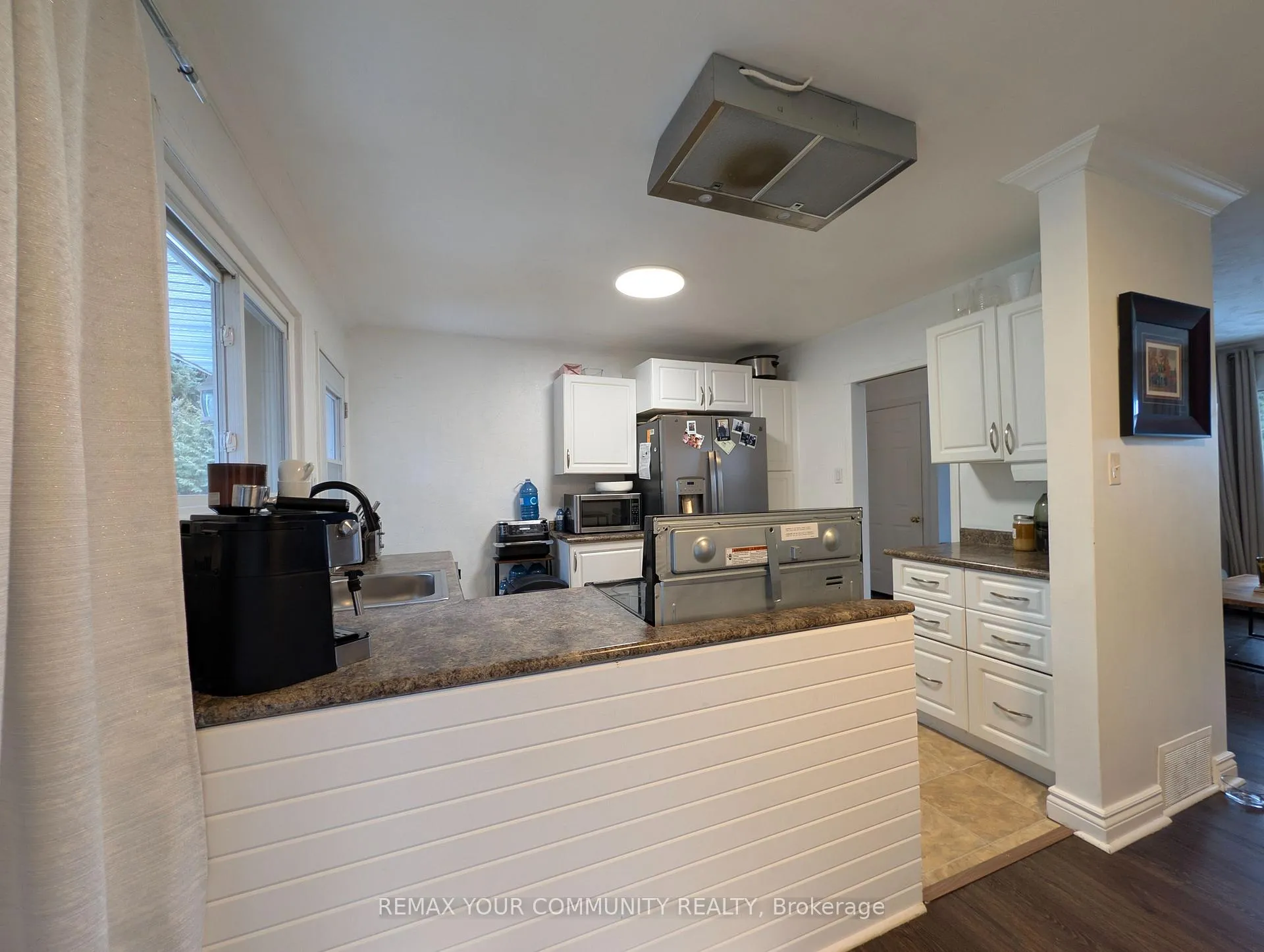 Photo 13 of 147 Grandview Street S, Oshawa, Donevan — HOMEH