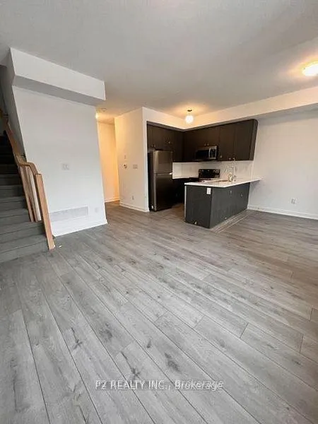 Photo 3 of 45 Spry Lane, Barrie, Innis-Shore — HOMEH