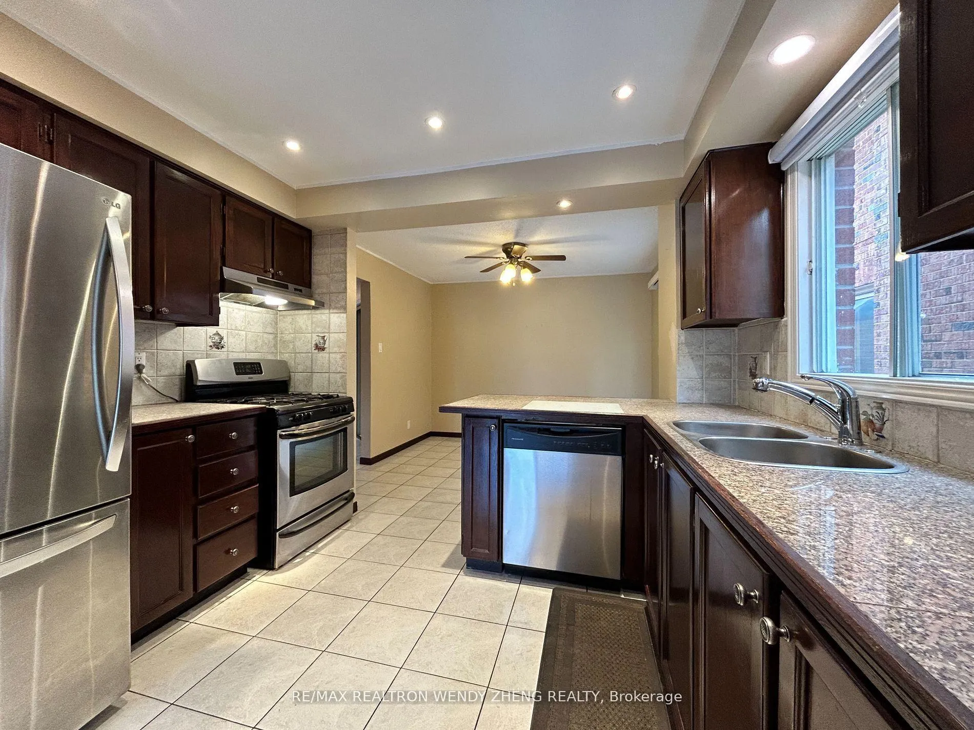 Photo 7 of Unit Upper, 4 Peregrine Grove, Brampton, Northgate — HOMEH