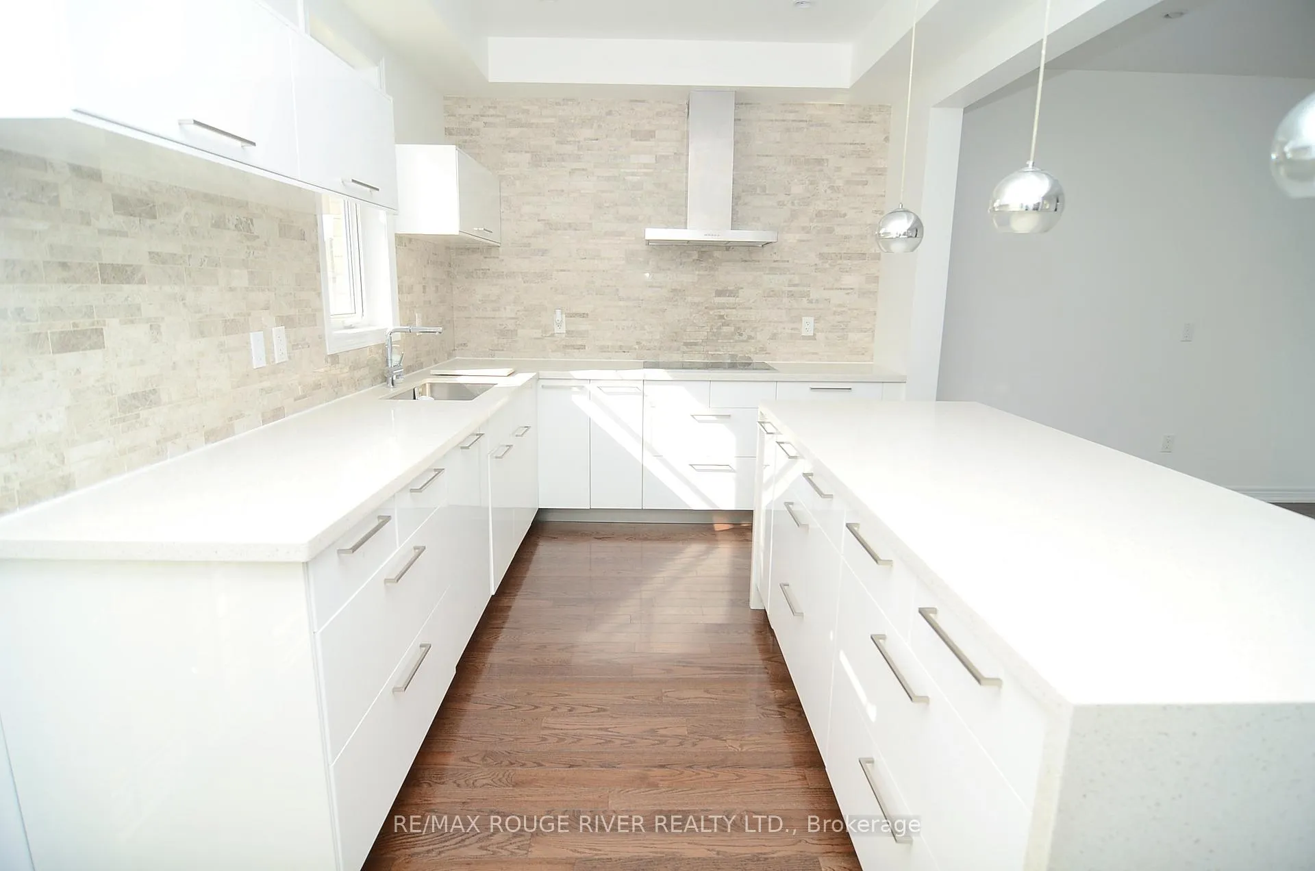 Photo 4 of 3 Princess Diana Drive, Markham, Cathedraltown — HOMEH