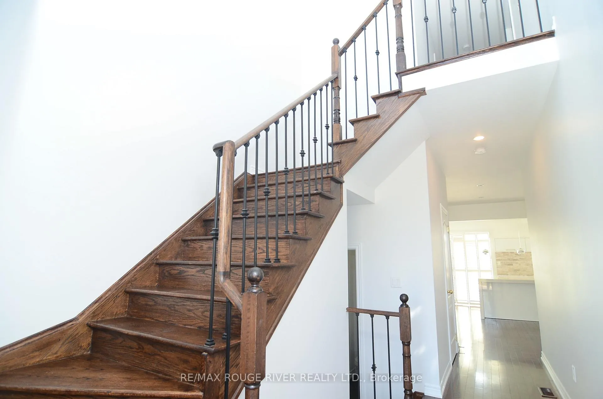 Photo 10 of 3 Princess Diana Drive, Markham, Cathedraltown — HOMEH
