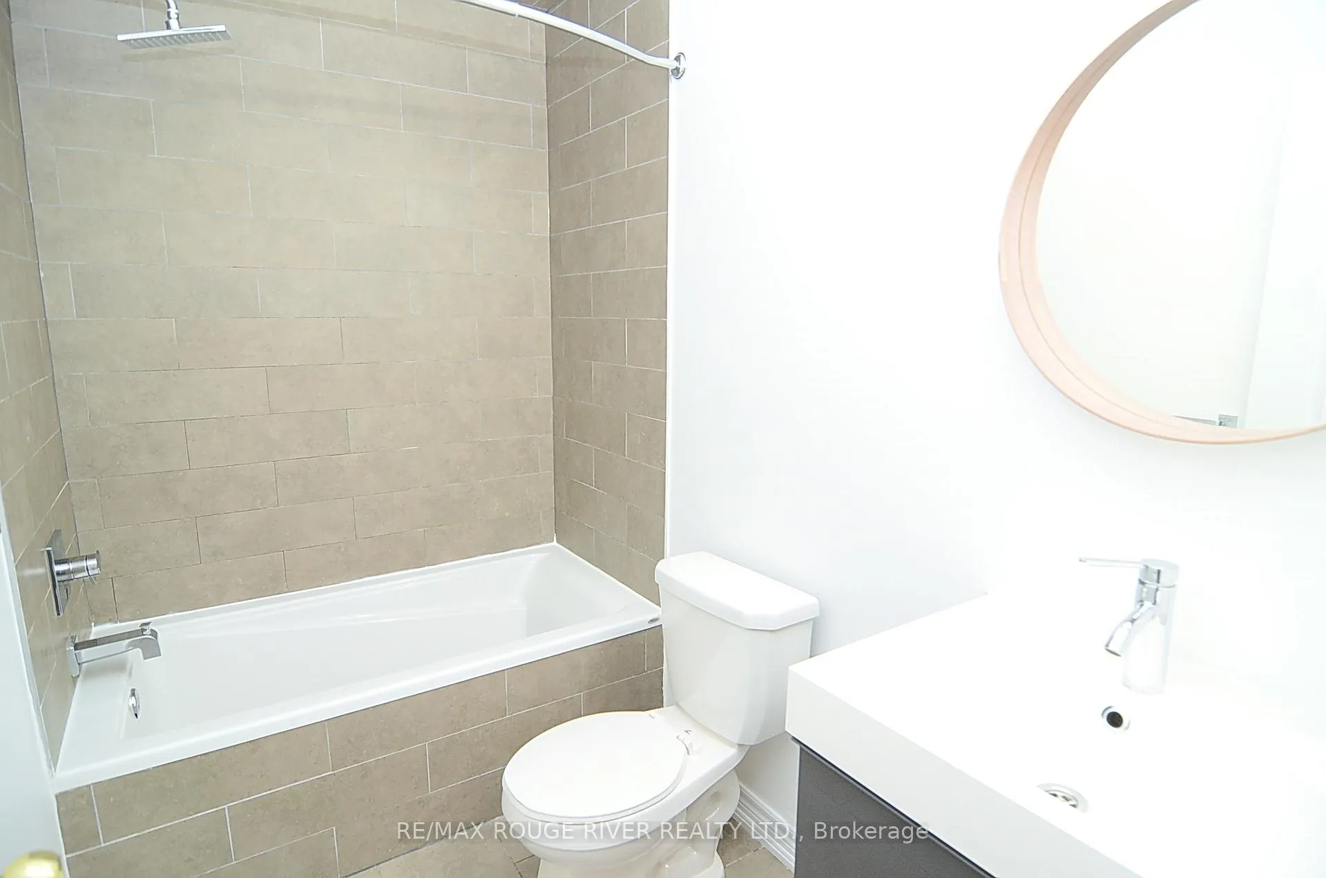 Photo 12 of 3 Princess Diana Drive, Markham, Cathedraltown — HOMEH