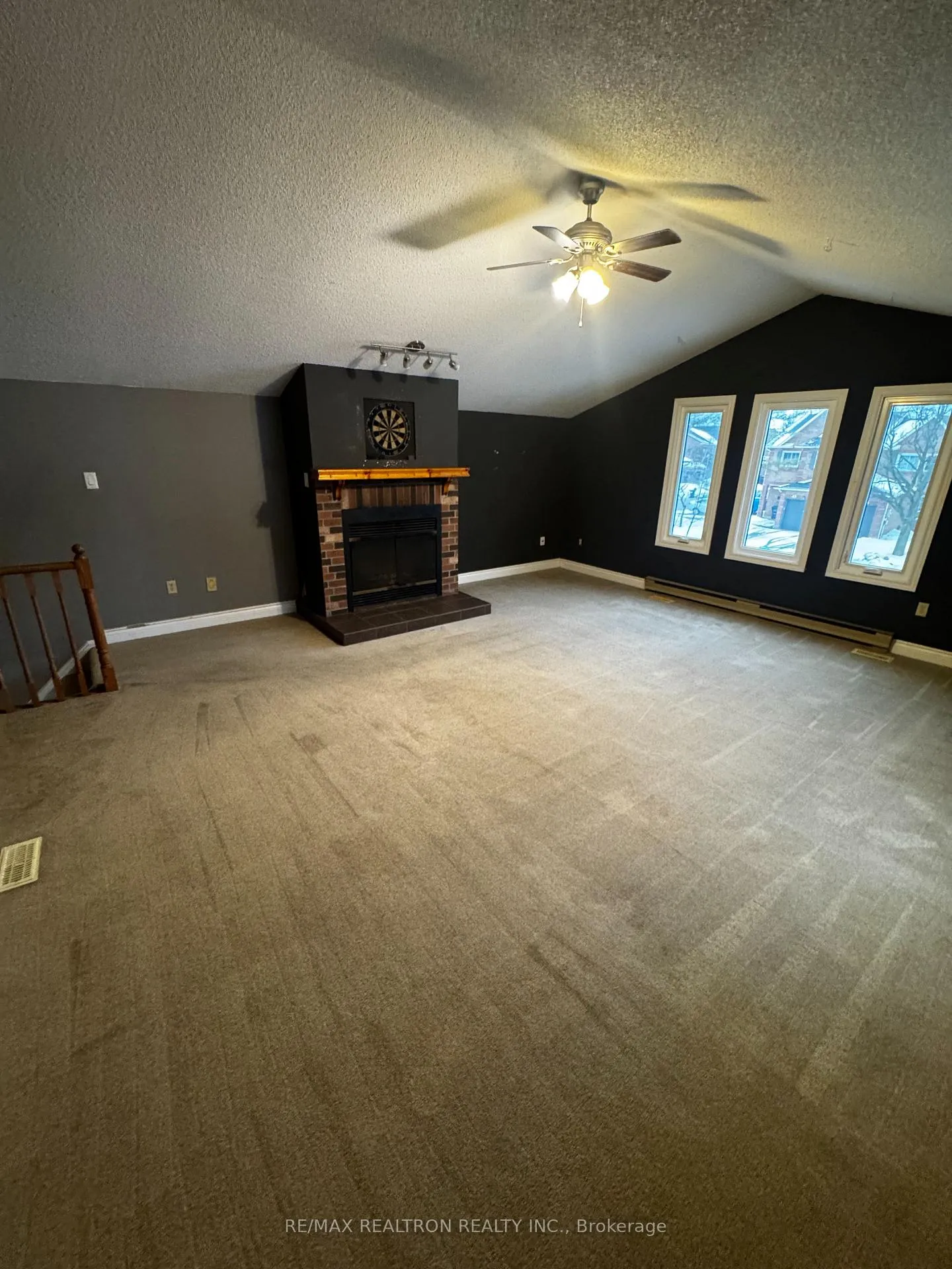 Photo 4 of Unit Main, 168 Kozlov Street, Barrie, West Bayfield — HOMEH