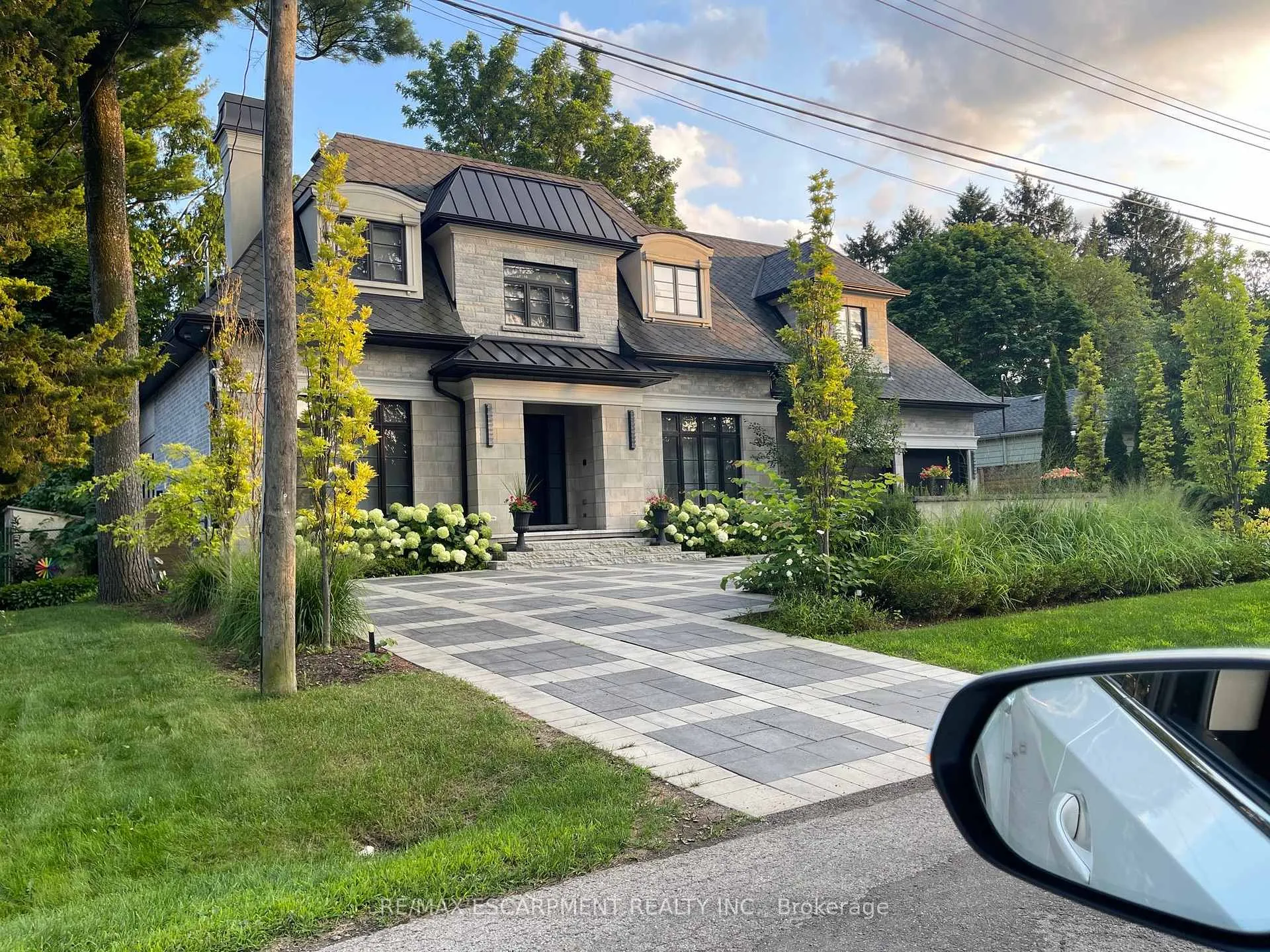 Photo 1 of Unit Lower, 24 Parker Avenue, Hamilton, Ancaster — HOMEH