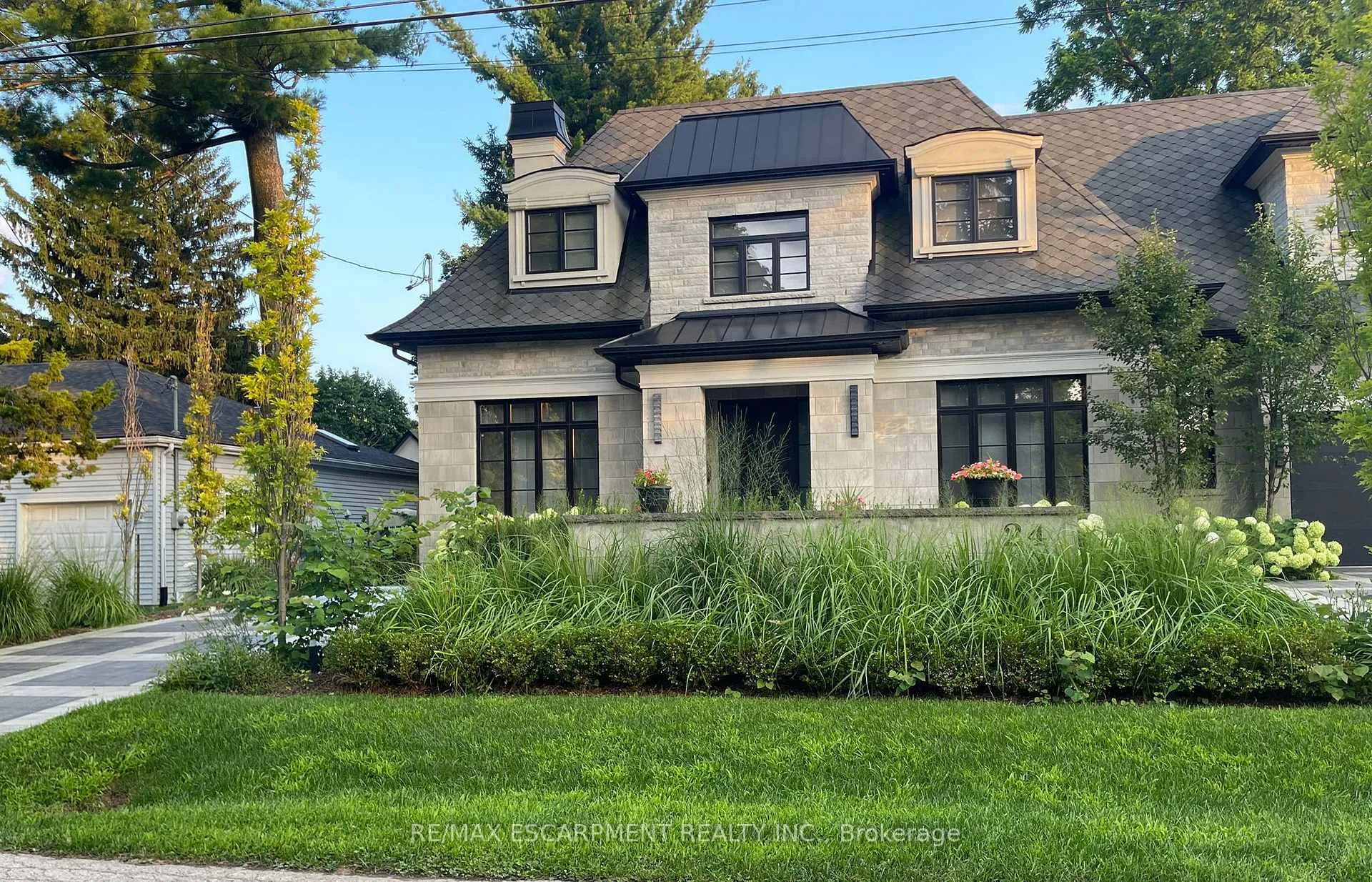 Photo 3 of Unit Lower, 24 Parker Avenue, Hamilton, Ancaster — HOMEH