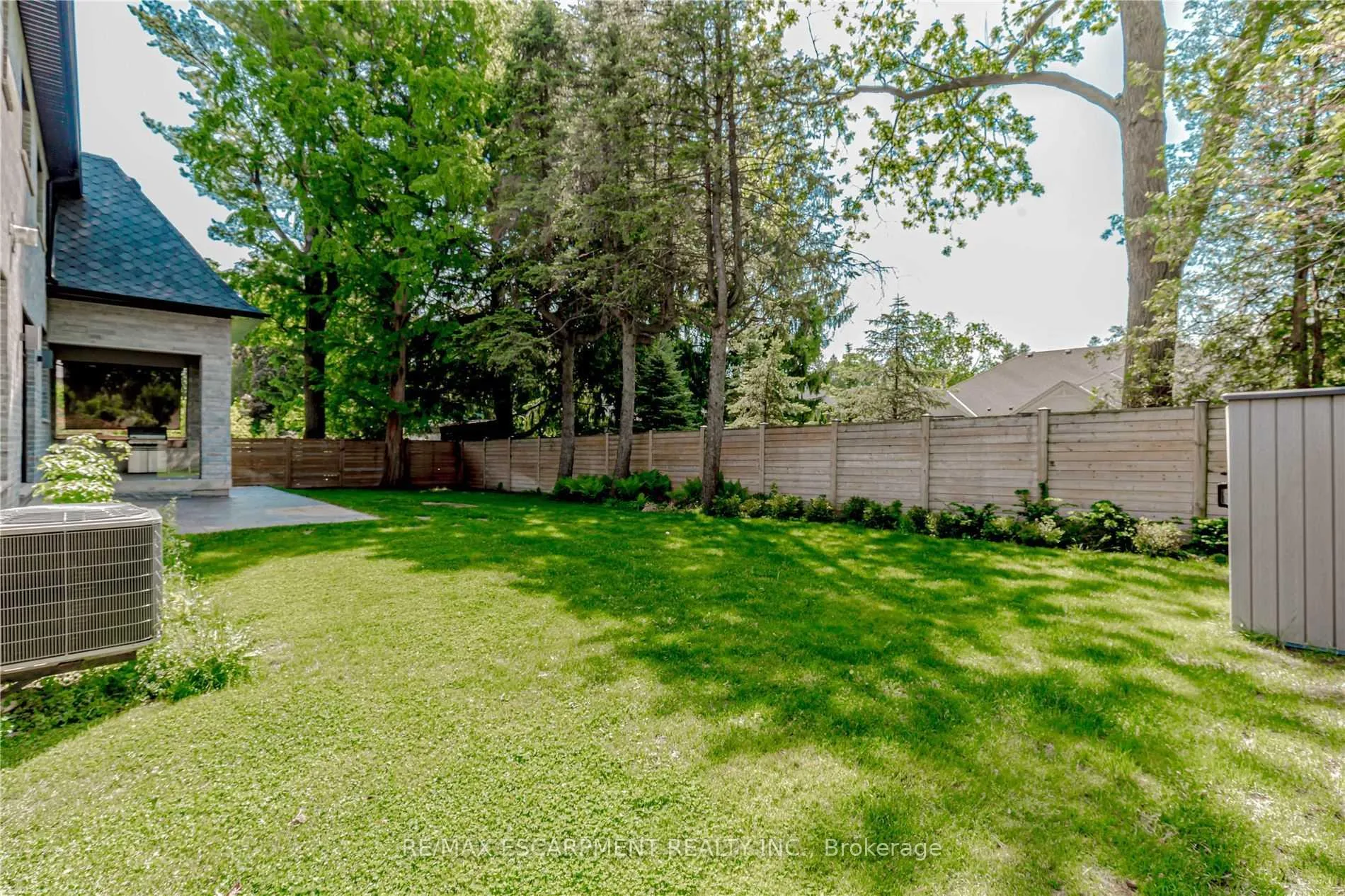 Photo 4 of Unit Lower, 24 Parker Avenue, Hamilton, Ancaster — HOMEH