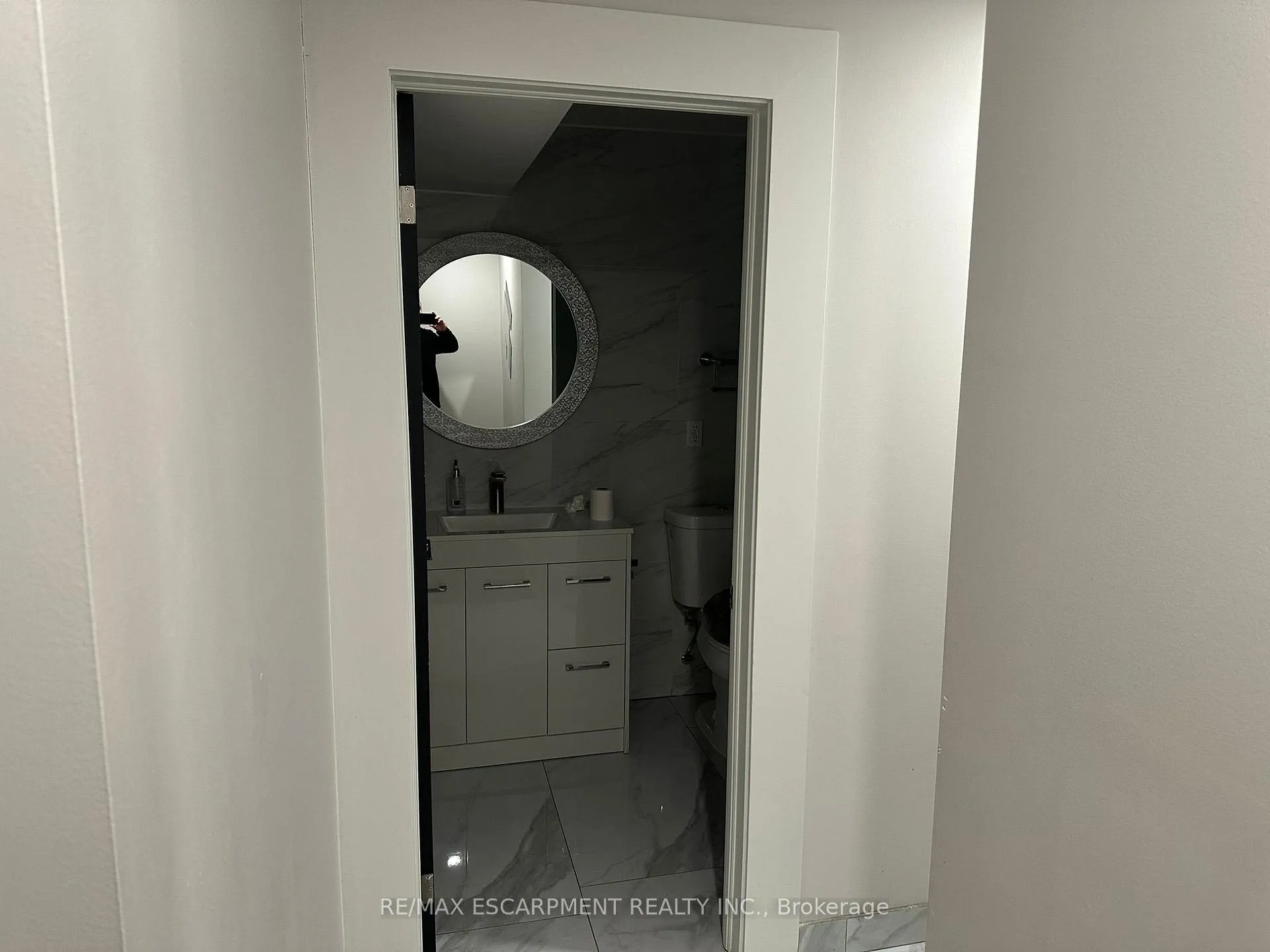 Photo 16 of Unit Lower, 24 Parker Avenue, Hamilton, Ancaster — HOMEH